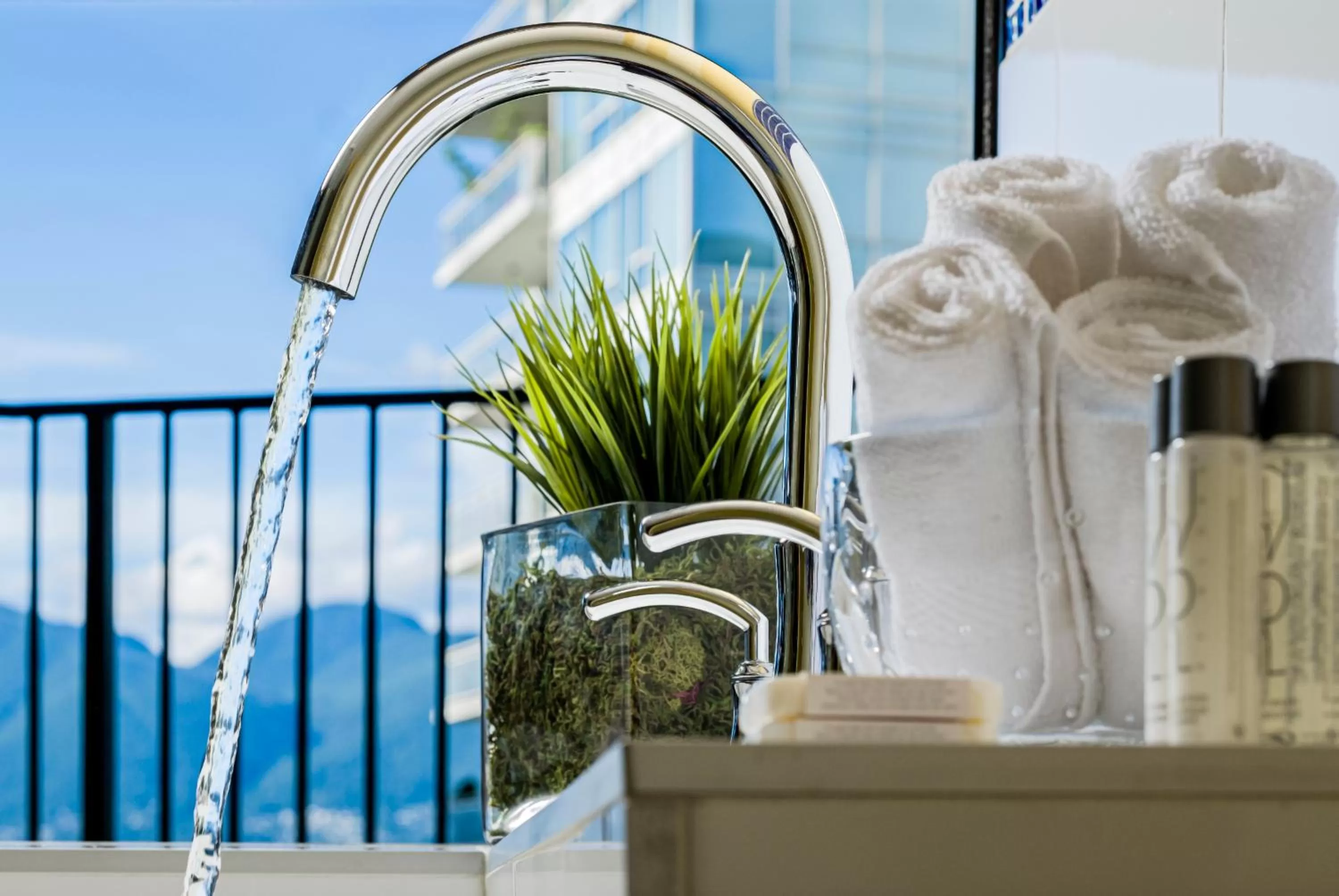 Bathroom in Pinnacle Hotel Harbourfront