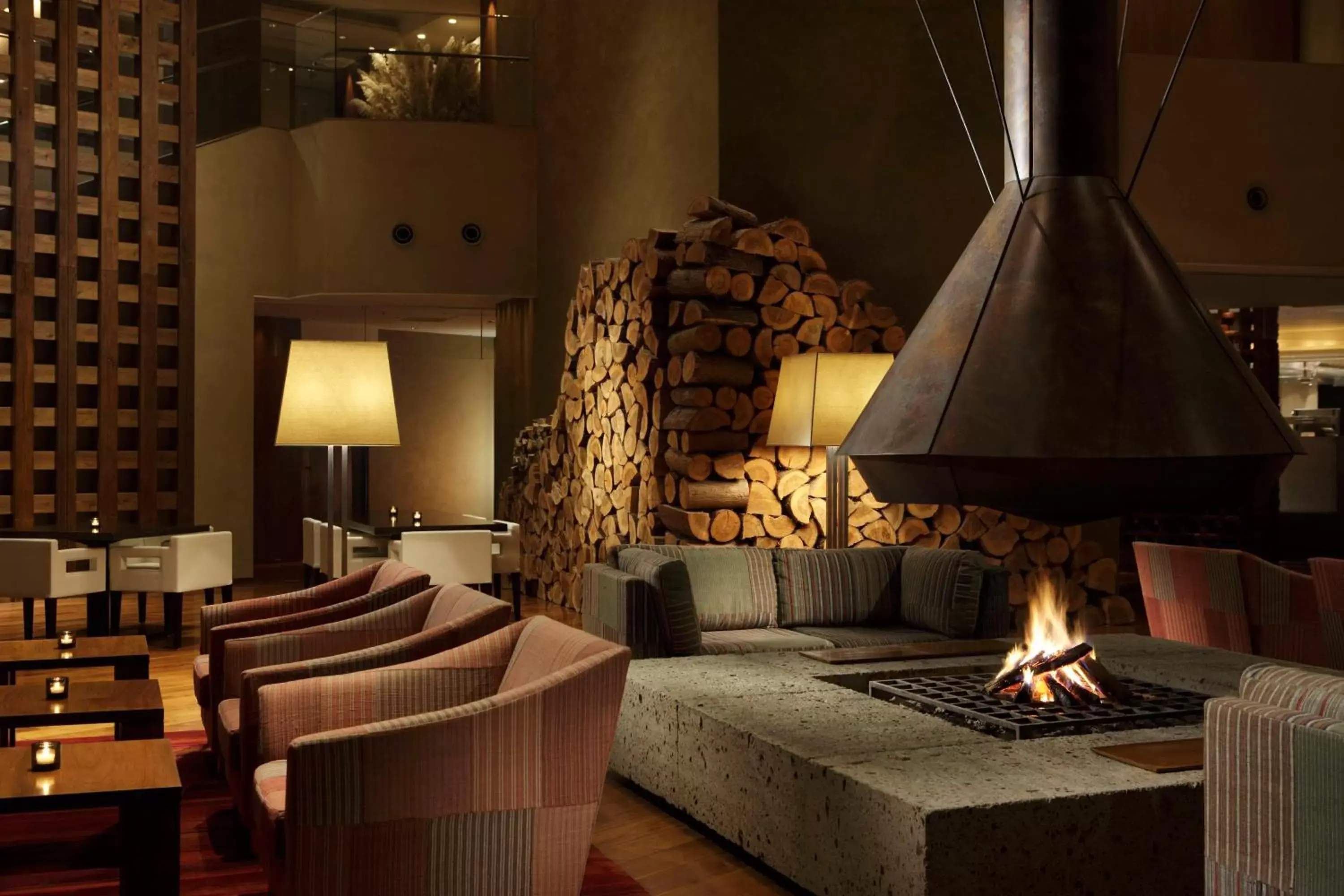 Lounge or bar in Hyatt Regency Hakone Resort and Spa Lounge or bar in Hyatt Regency Hakone Resort and Spa