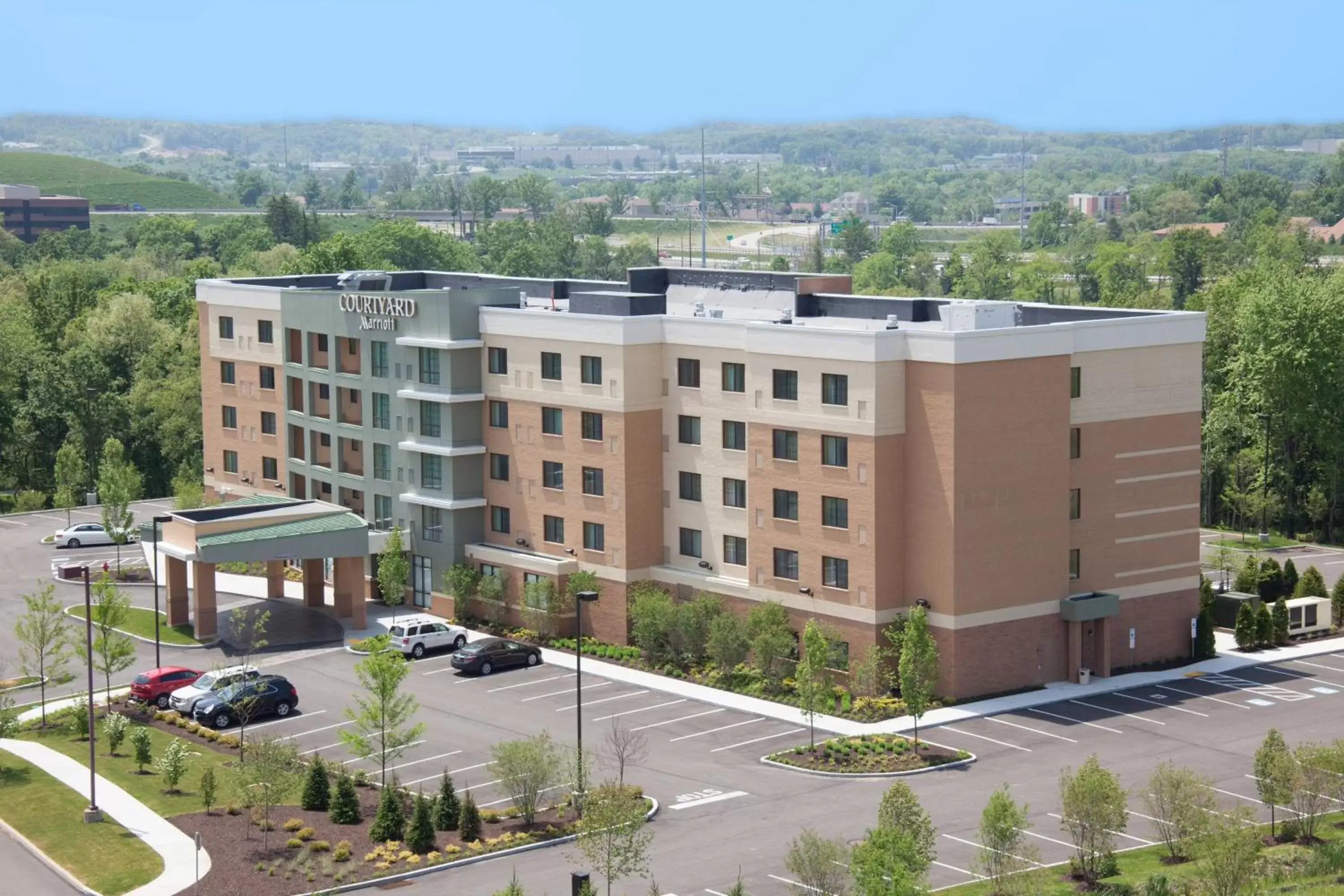 Property building, Bird's-eye View in Courtyard by Marriott Pittsburgh North/Cranberry Woods