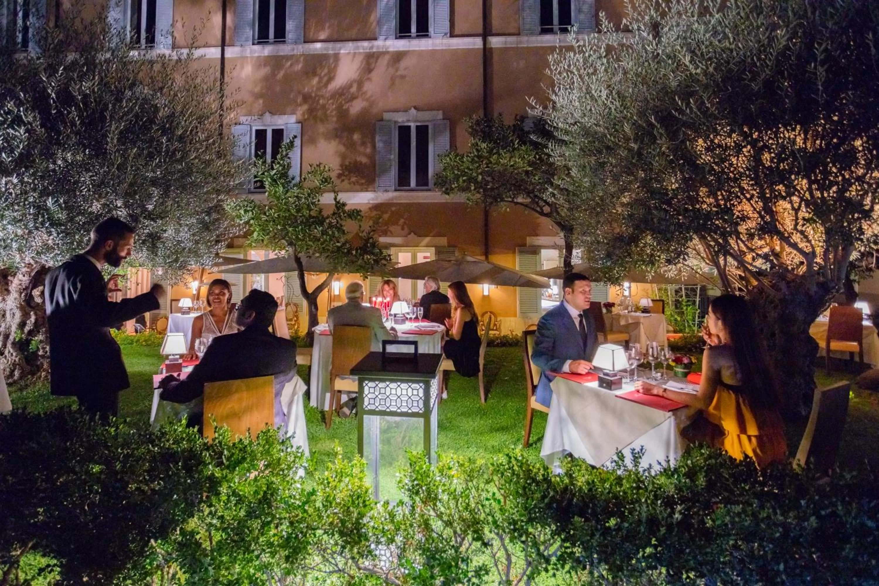 Restaurant/places to eat in Kolbe Hotel Rome