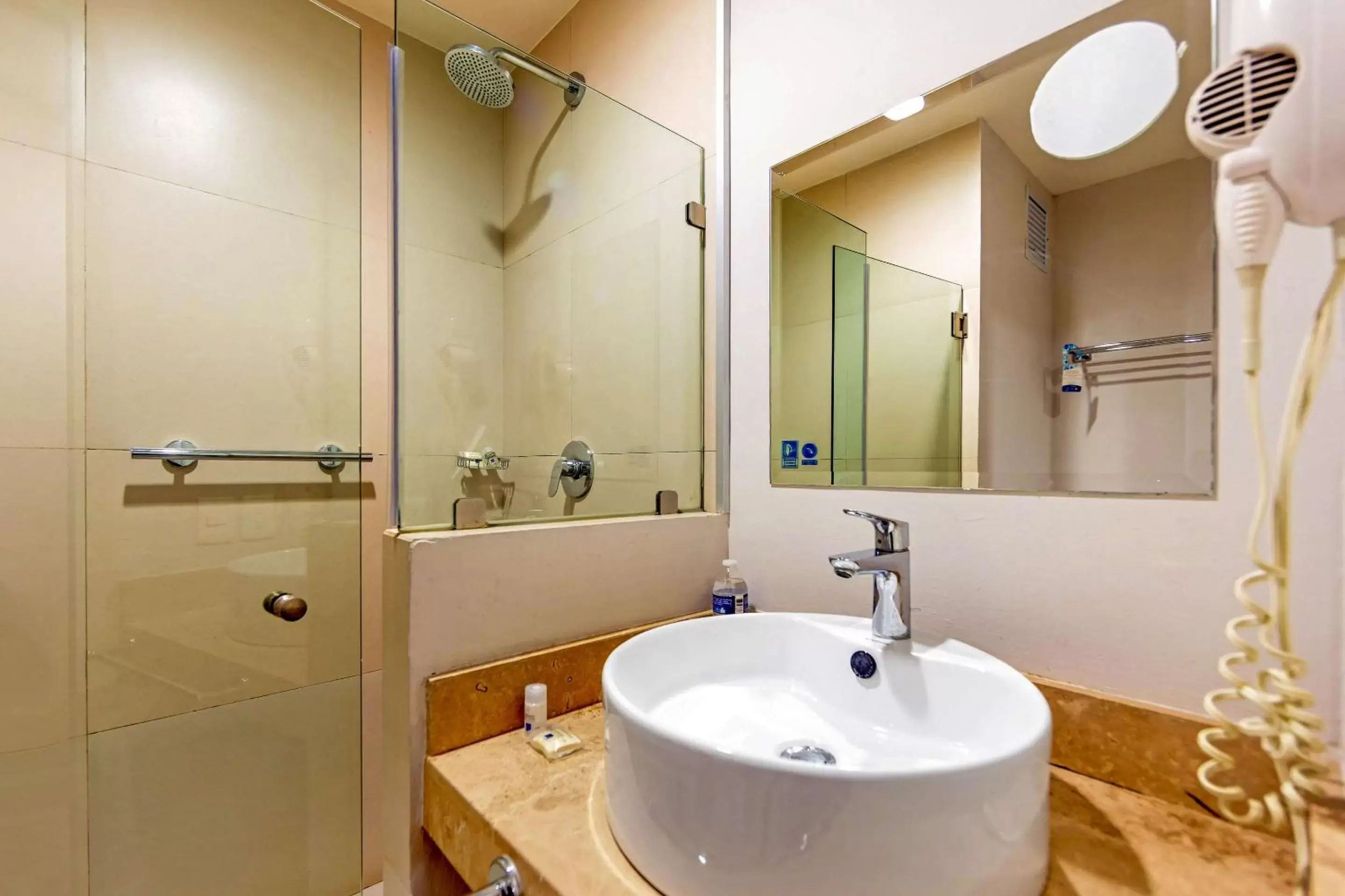 Toilet, Bathroom in Sleep Inn Culiacan
