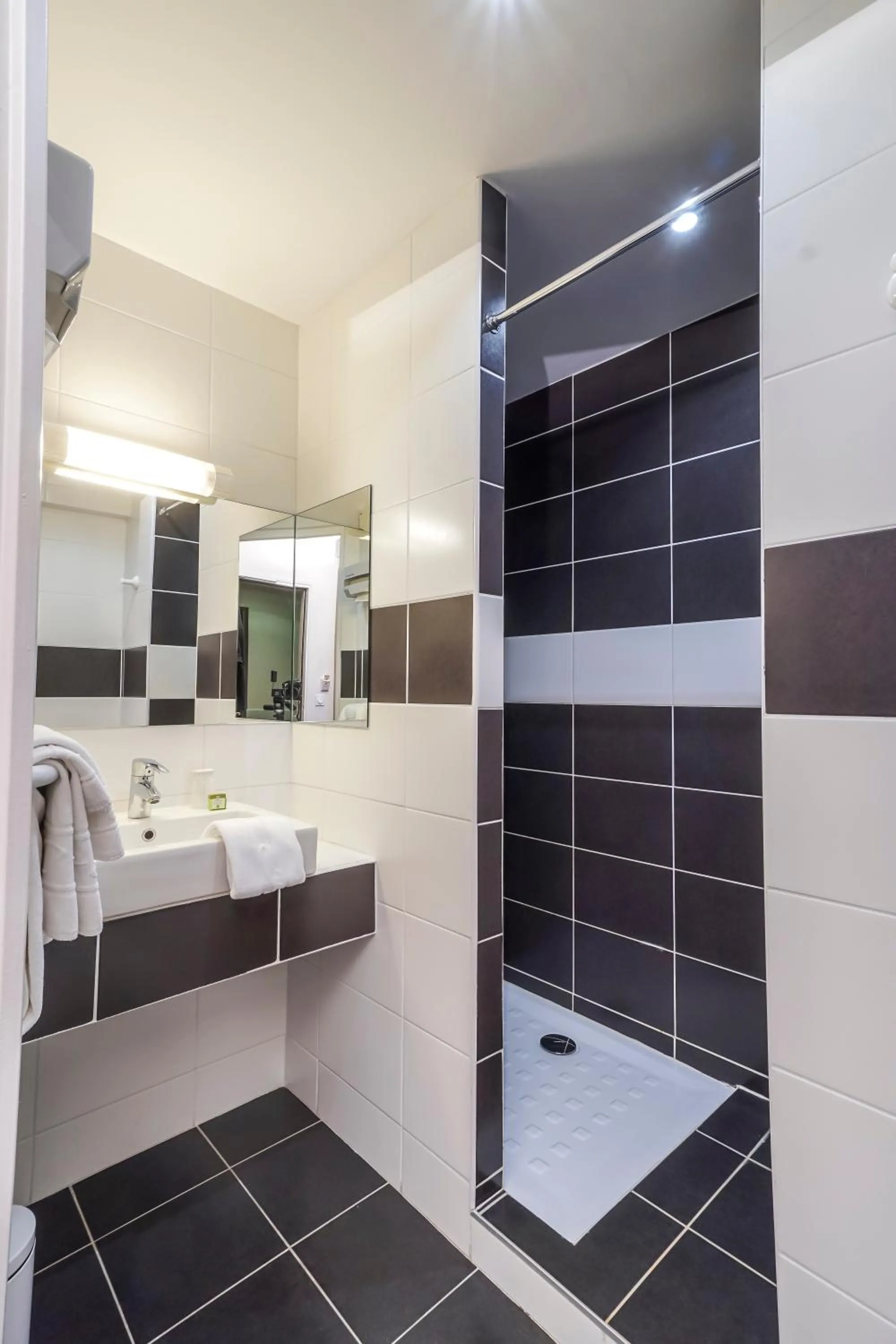 Shower in Logis - Le Christina