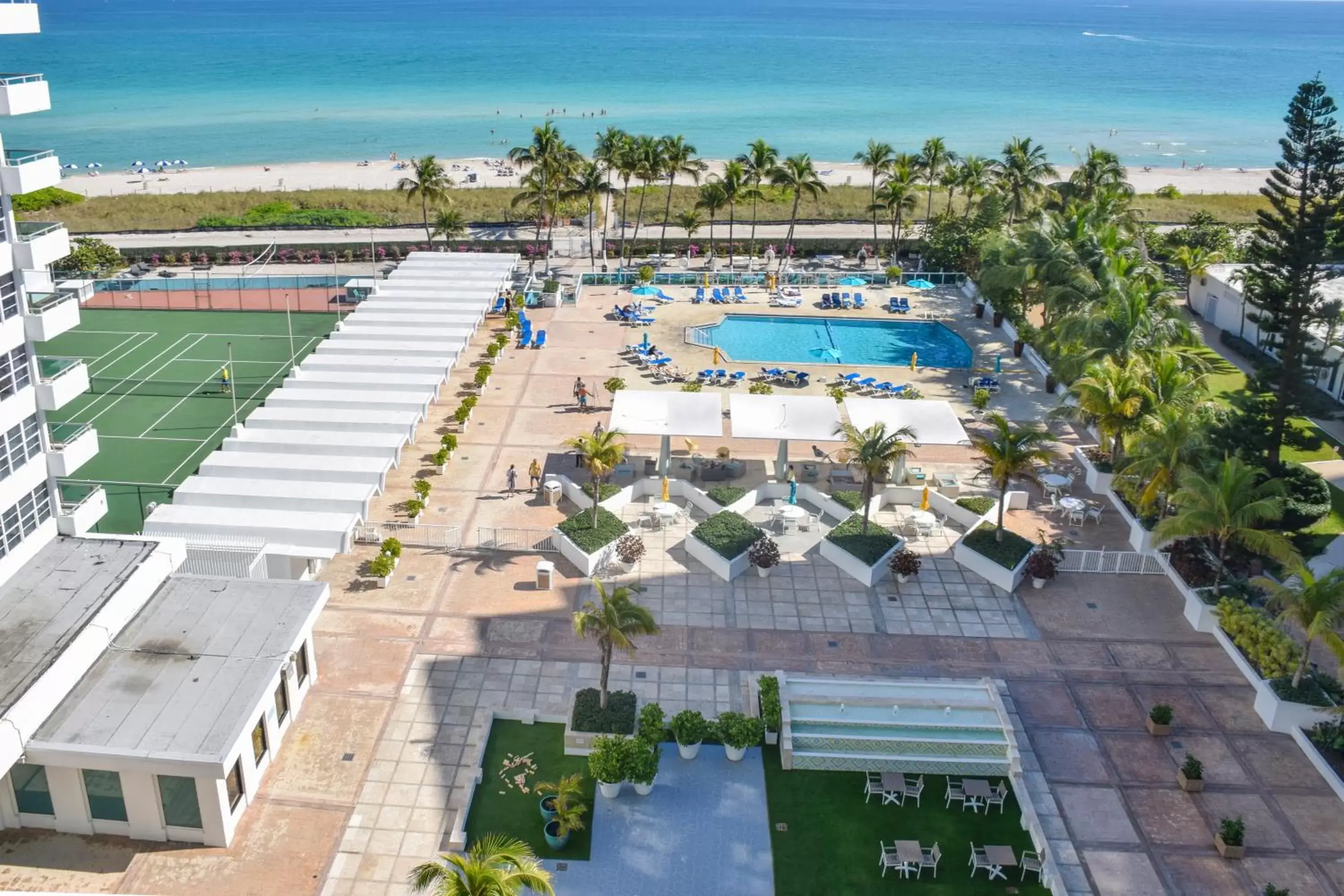 Bird's eye view, Pool View in Seacoast Suites on Miami Beach