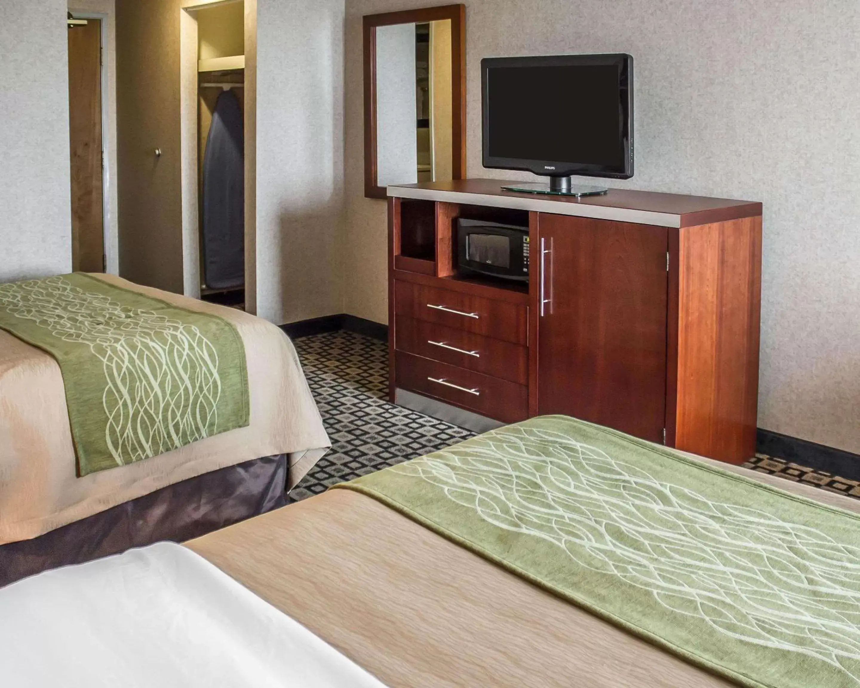 Photo of the whole room, Bed in Quality Inn of Clarion Photo of the whole room, Bed in Quality Inn of Clarion