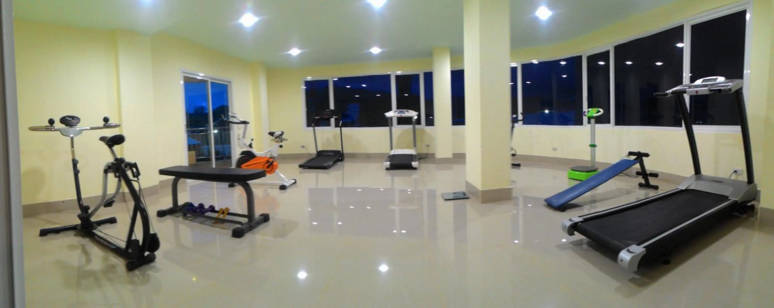 Fitness centre/facilities in Smile Residence