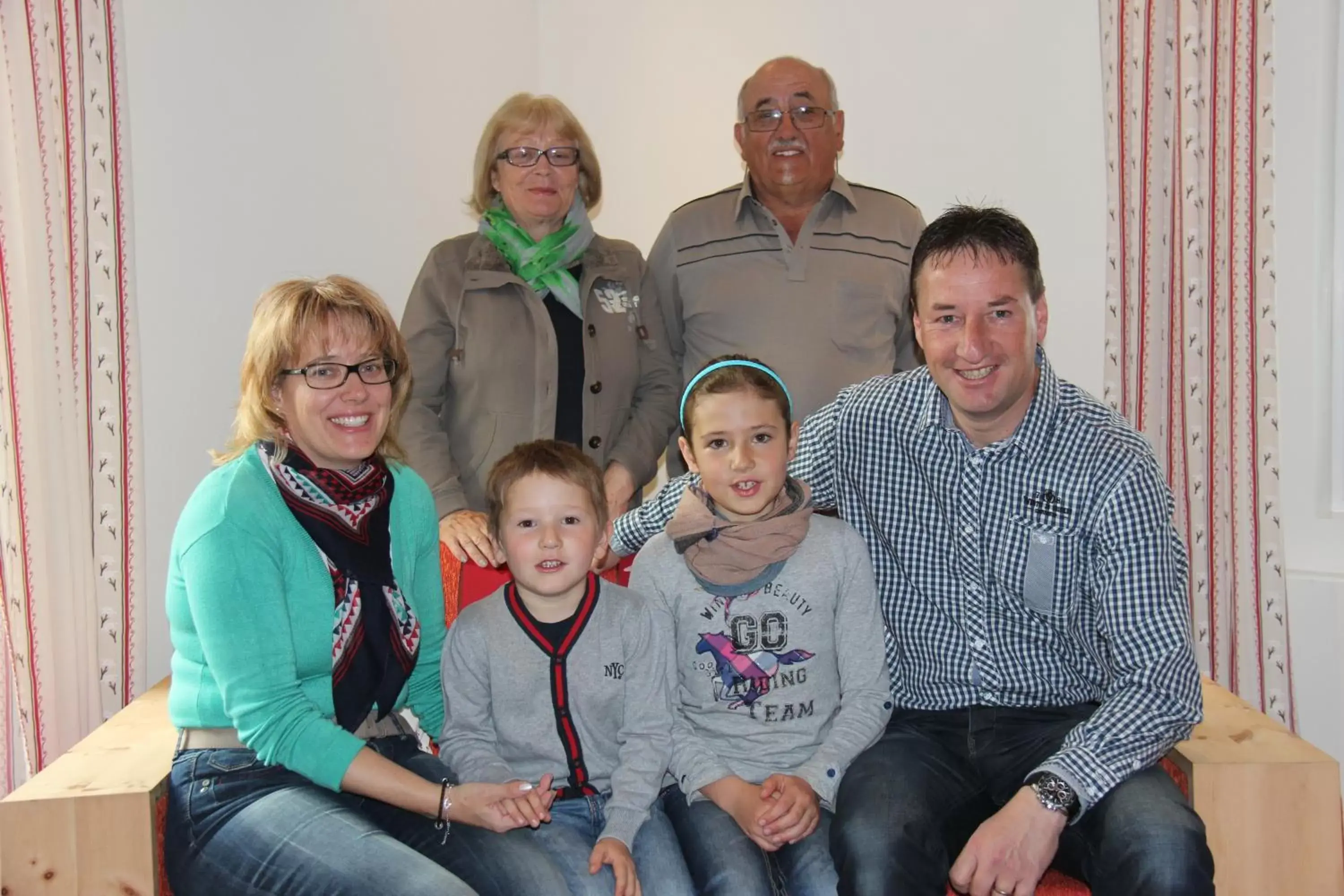 Staff, Family in Hotel Spöl Restaurant