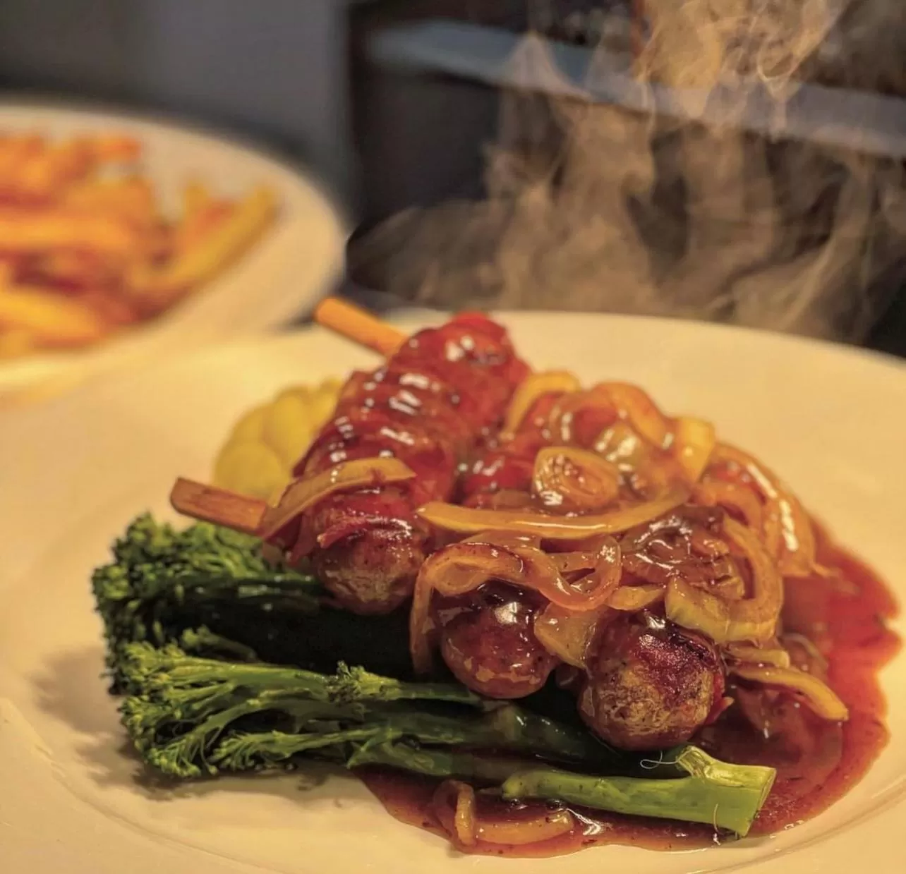 Restaurant/places to eat in The Horseshoe & Castle