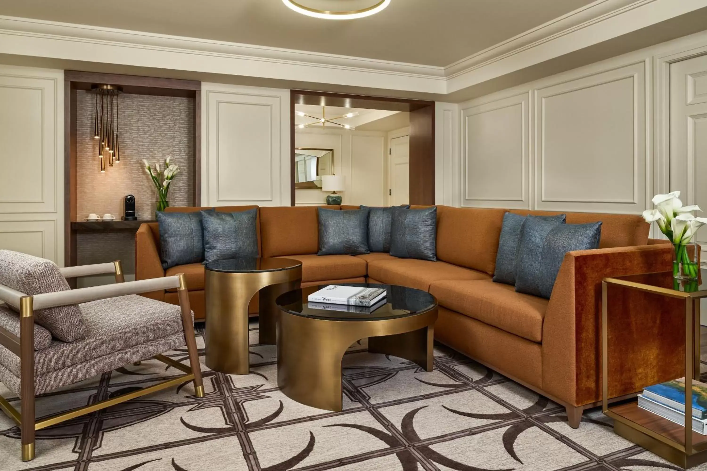 Living room, Seating Area in The Ritz-Carlton, Denver