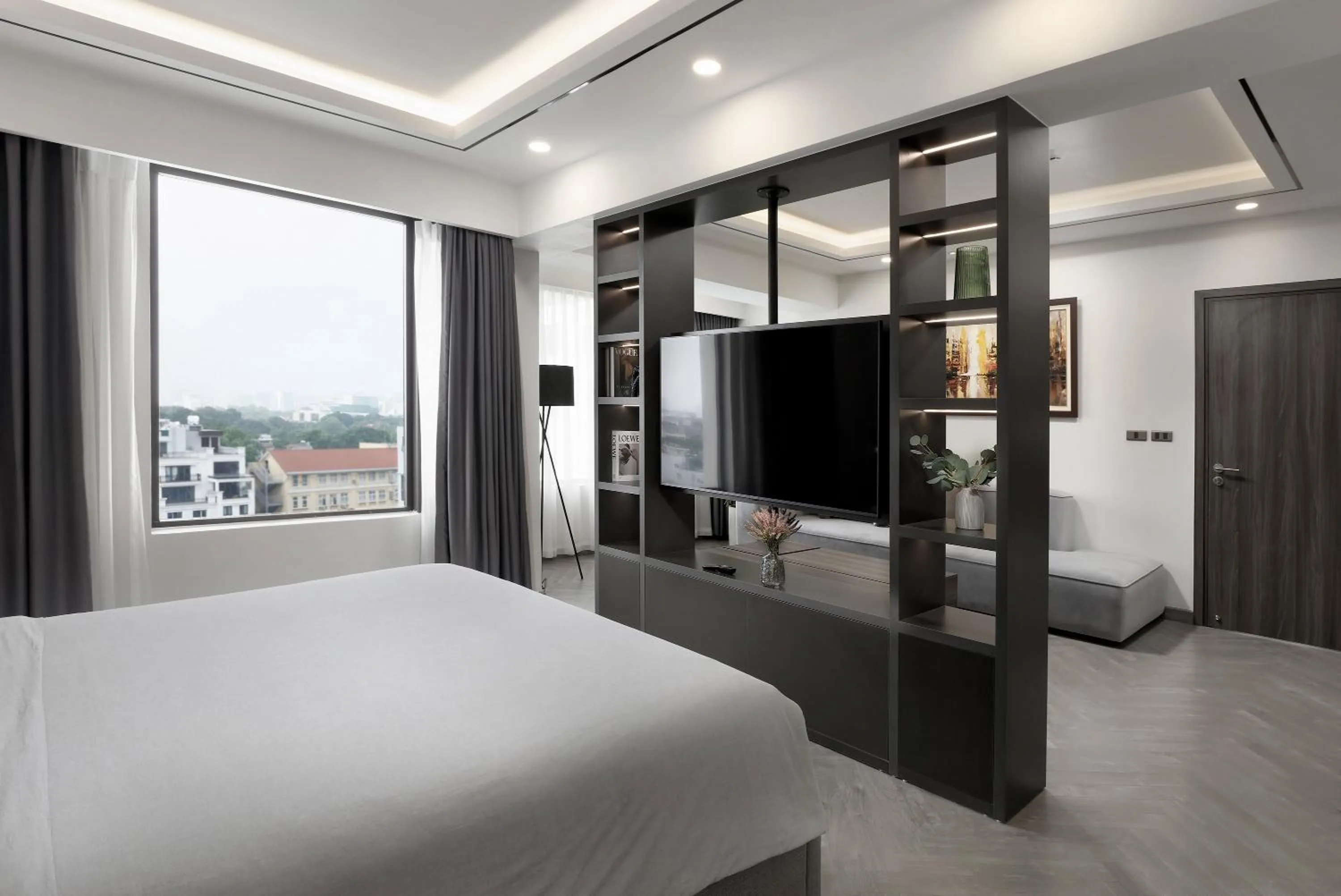 Bedroom, Bed in Flower Garden Hotel