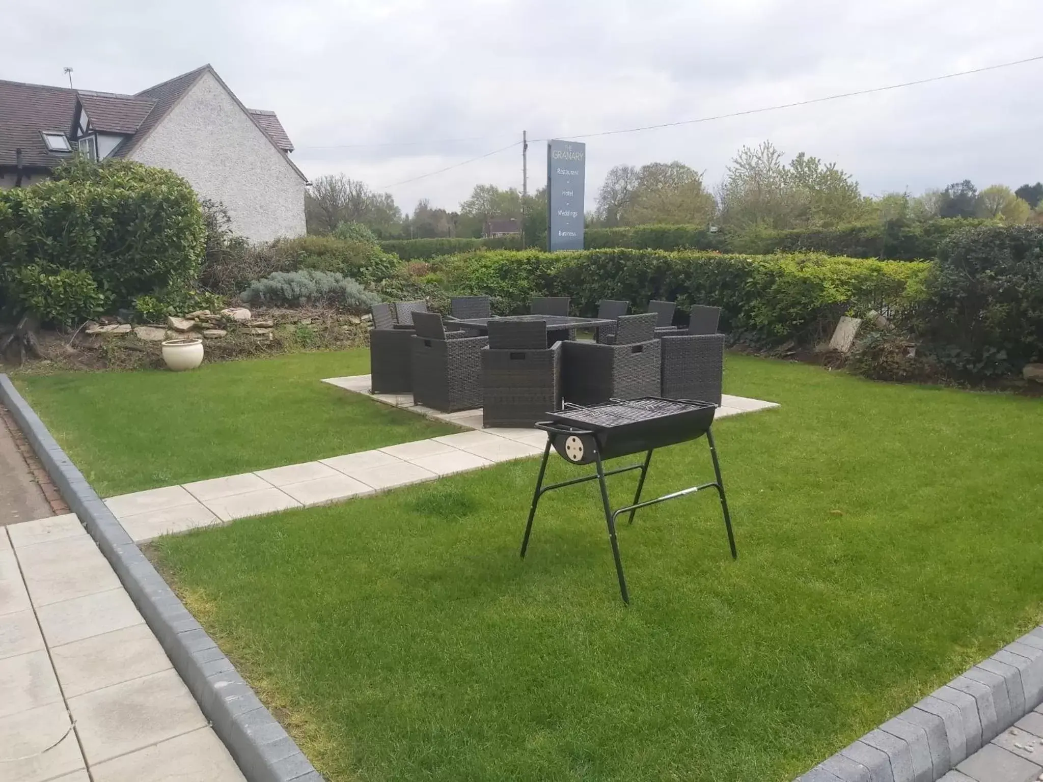 BBQ facilities, Garden in Granary Villa