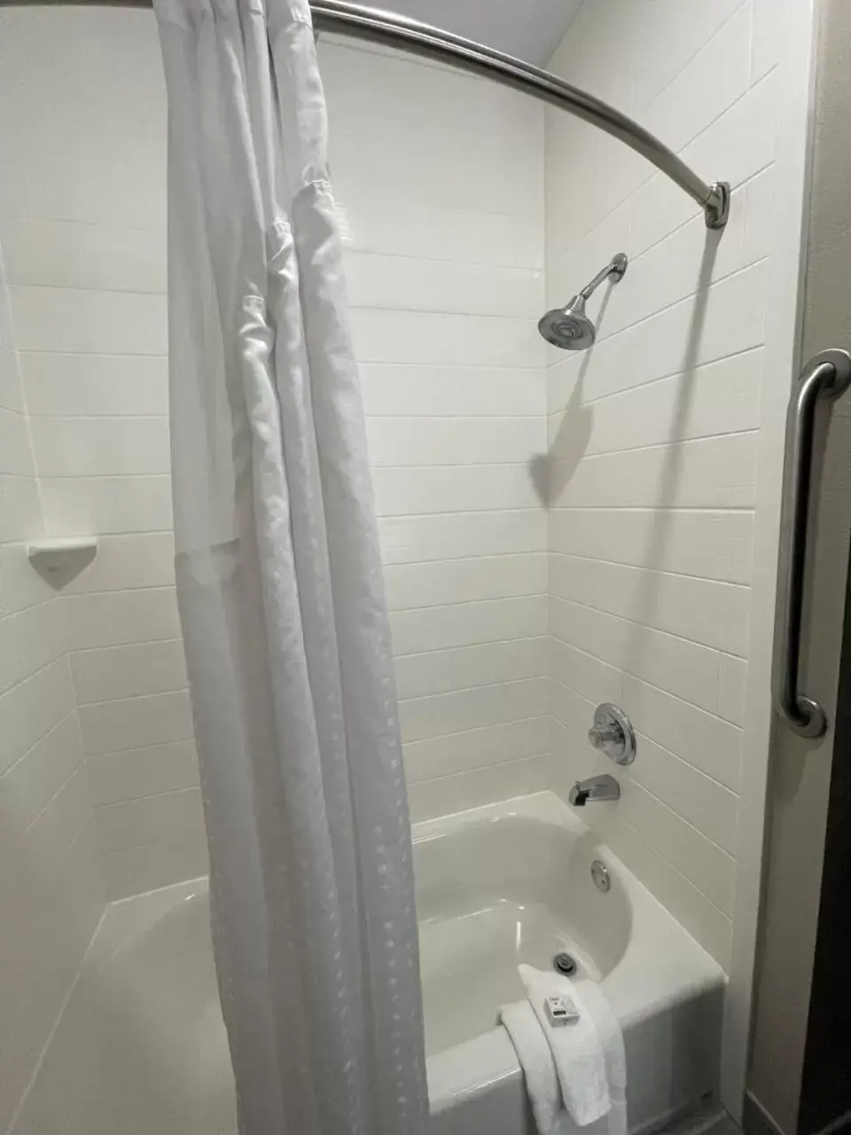 Bathroom in Holiday Inn Express Hotel and Suites Ada, an IHG Hotel