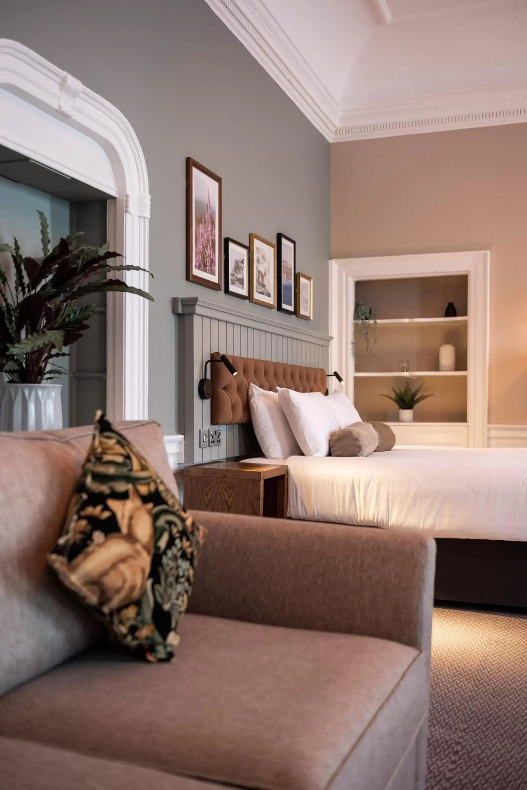 Bed, Seating Area in The Hawes Inn by Innkeeper's Collection