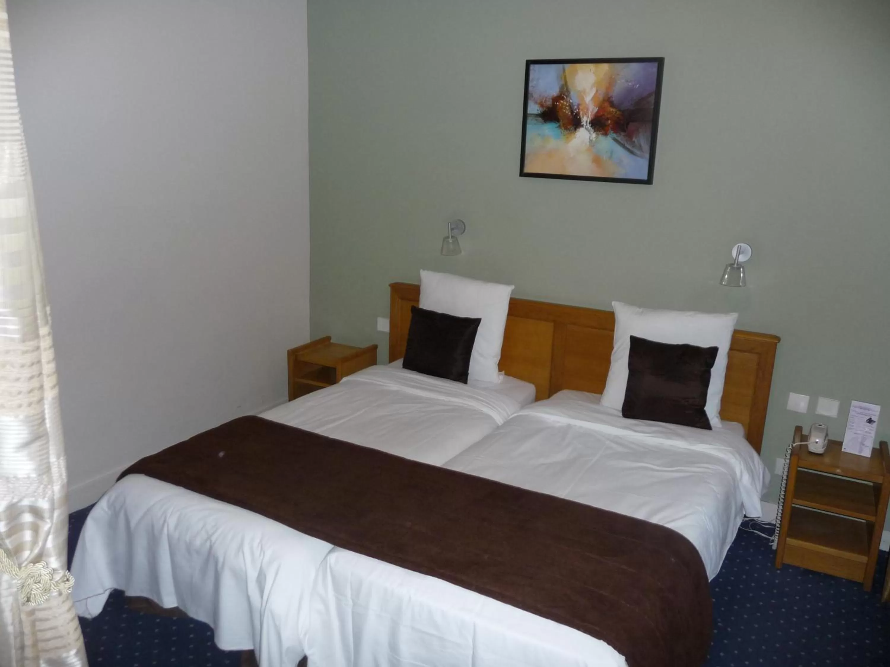 Bed in Hotel Corona -Rodier-