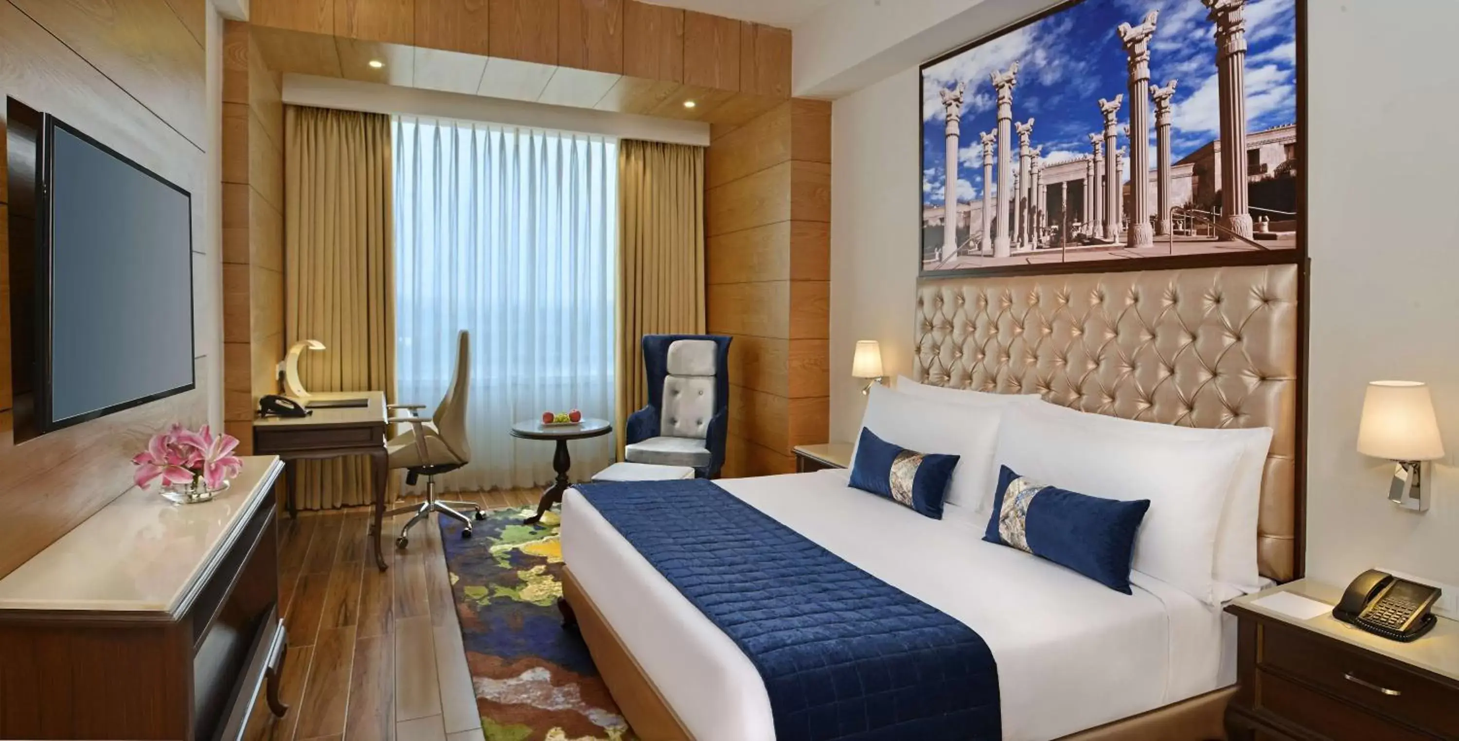 Photo of the whole room, Bed in Radisson Chandigarh Zirakpur