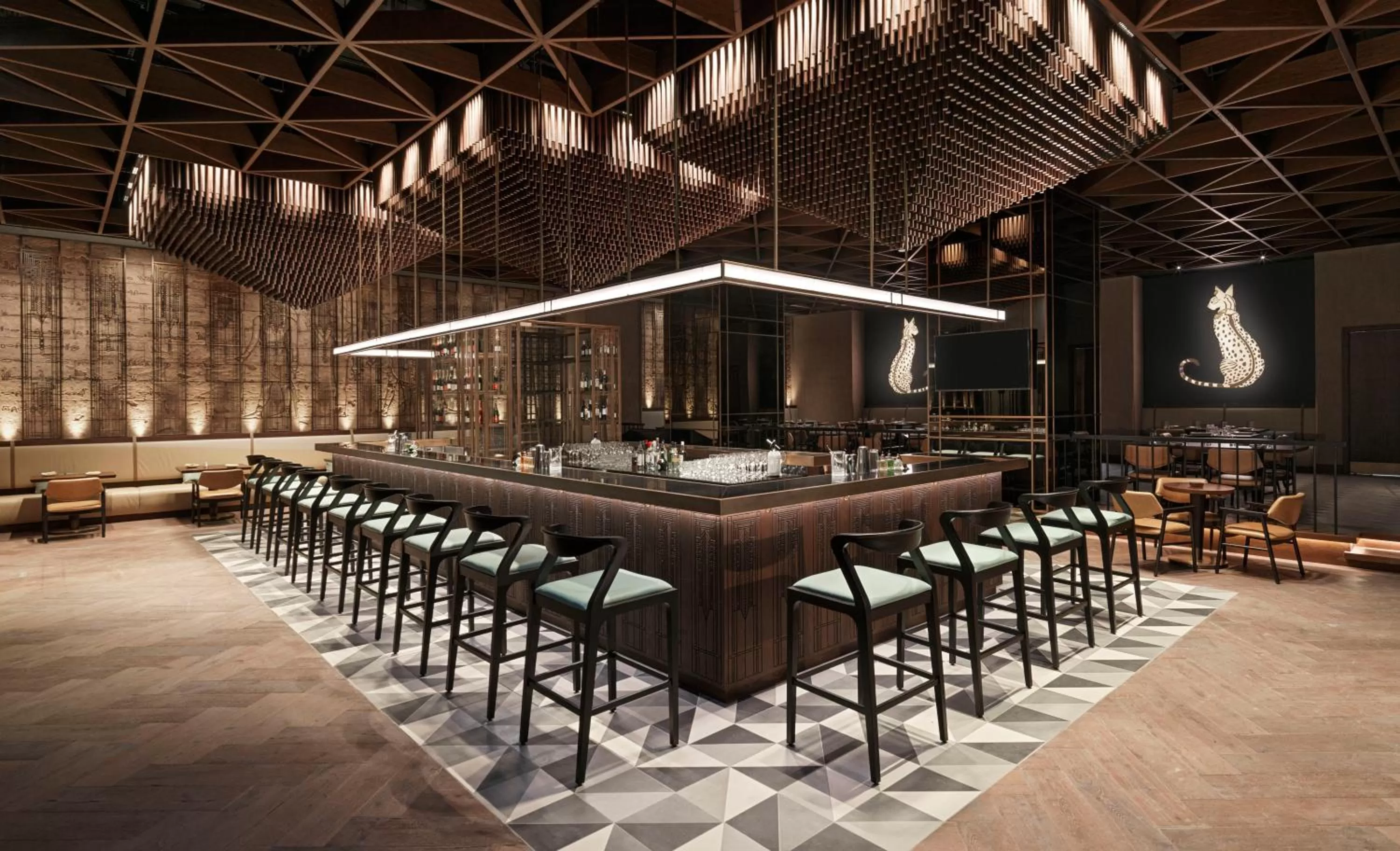 Restaurant/places to eat in Sofitel Dubai The Obelisk