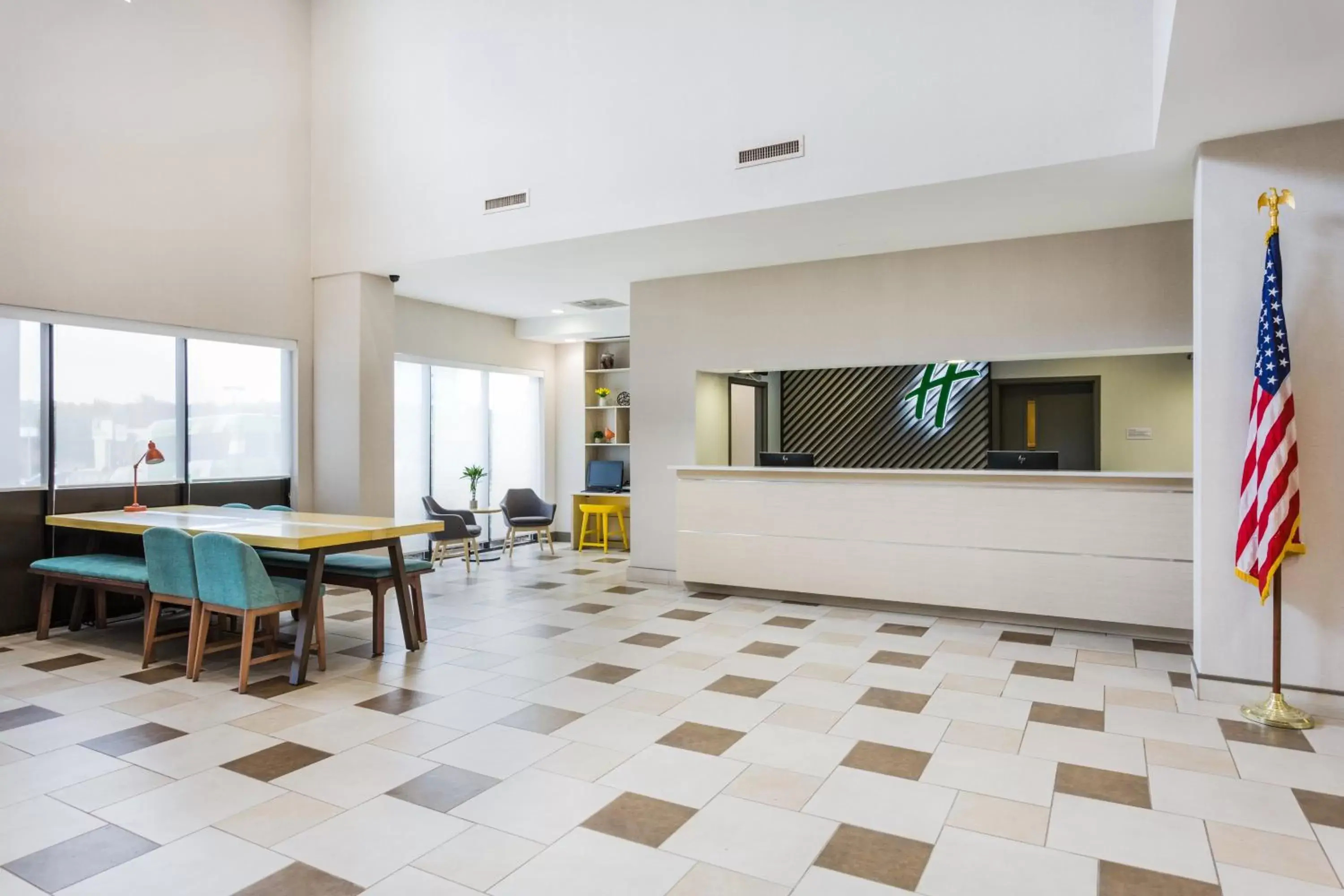 Property building in Holiday Inn Timonium by IHG Property building in Holiday Inn Timonium by IHG