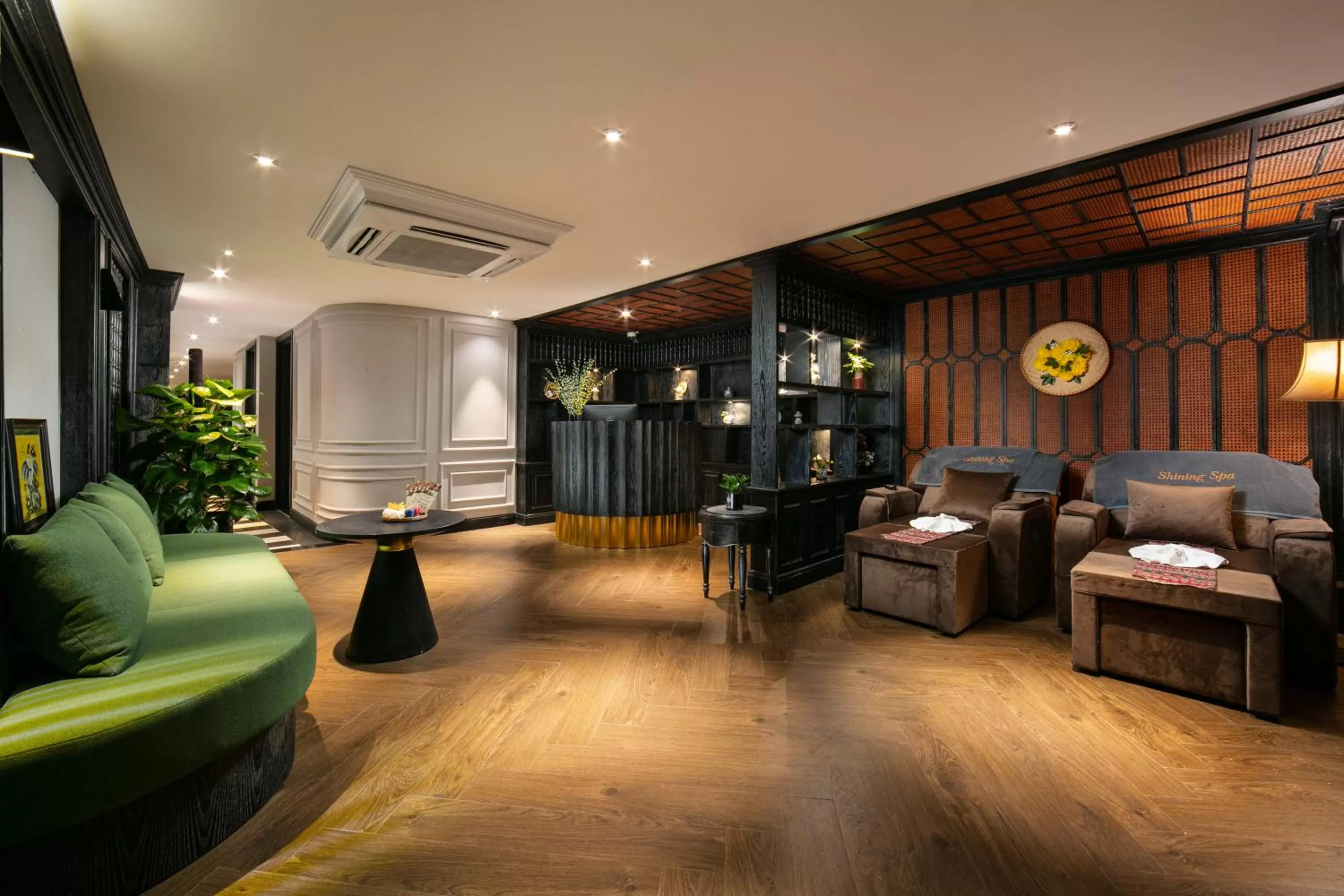 Spa and wellness centre/facilities in Shining Central Hotel & Spa