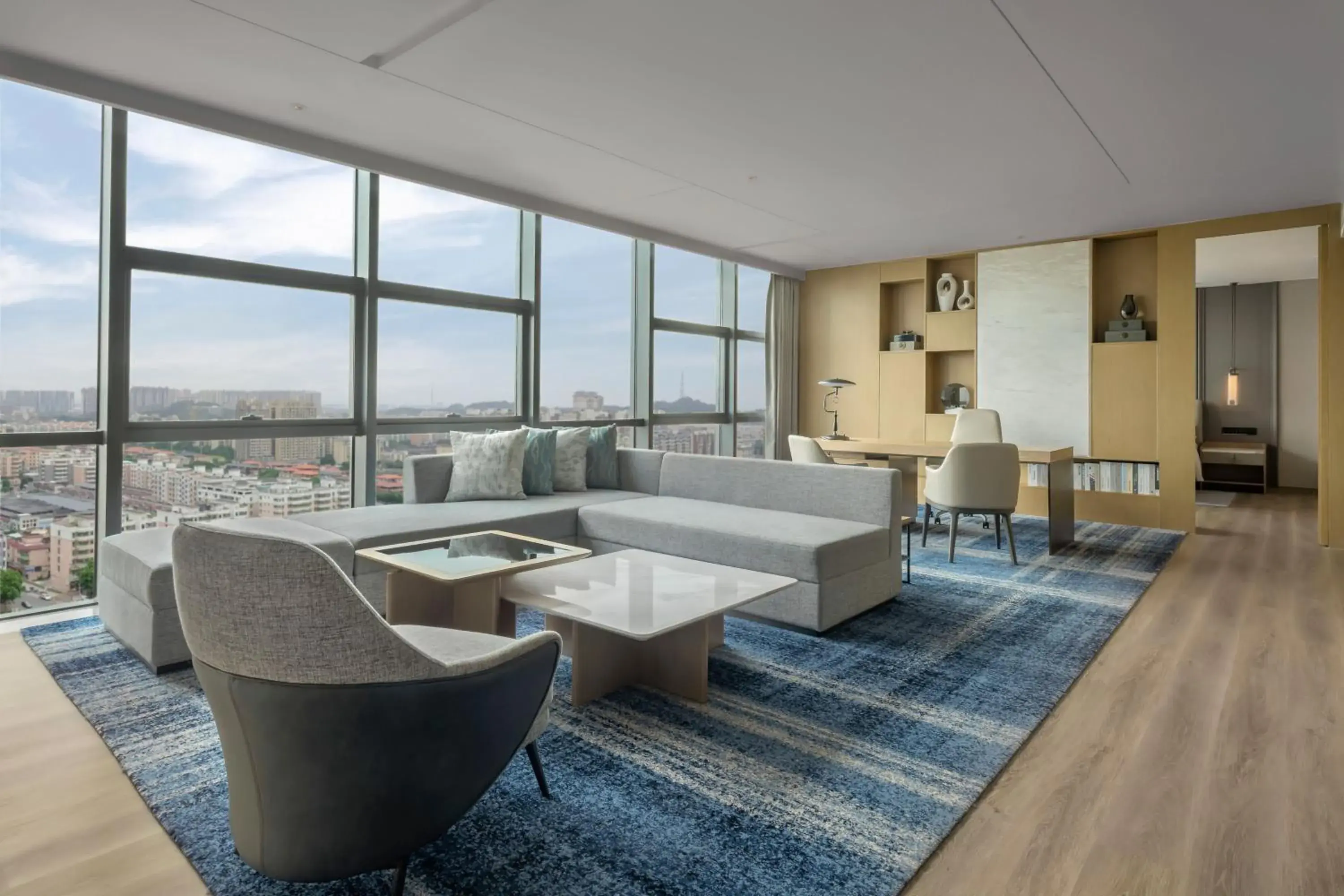 Living room, Seating Area in Courtyard by Marriott Foshan Gaoming