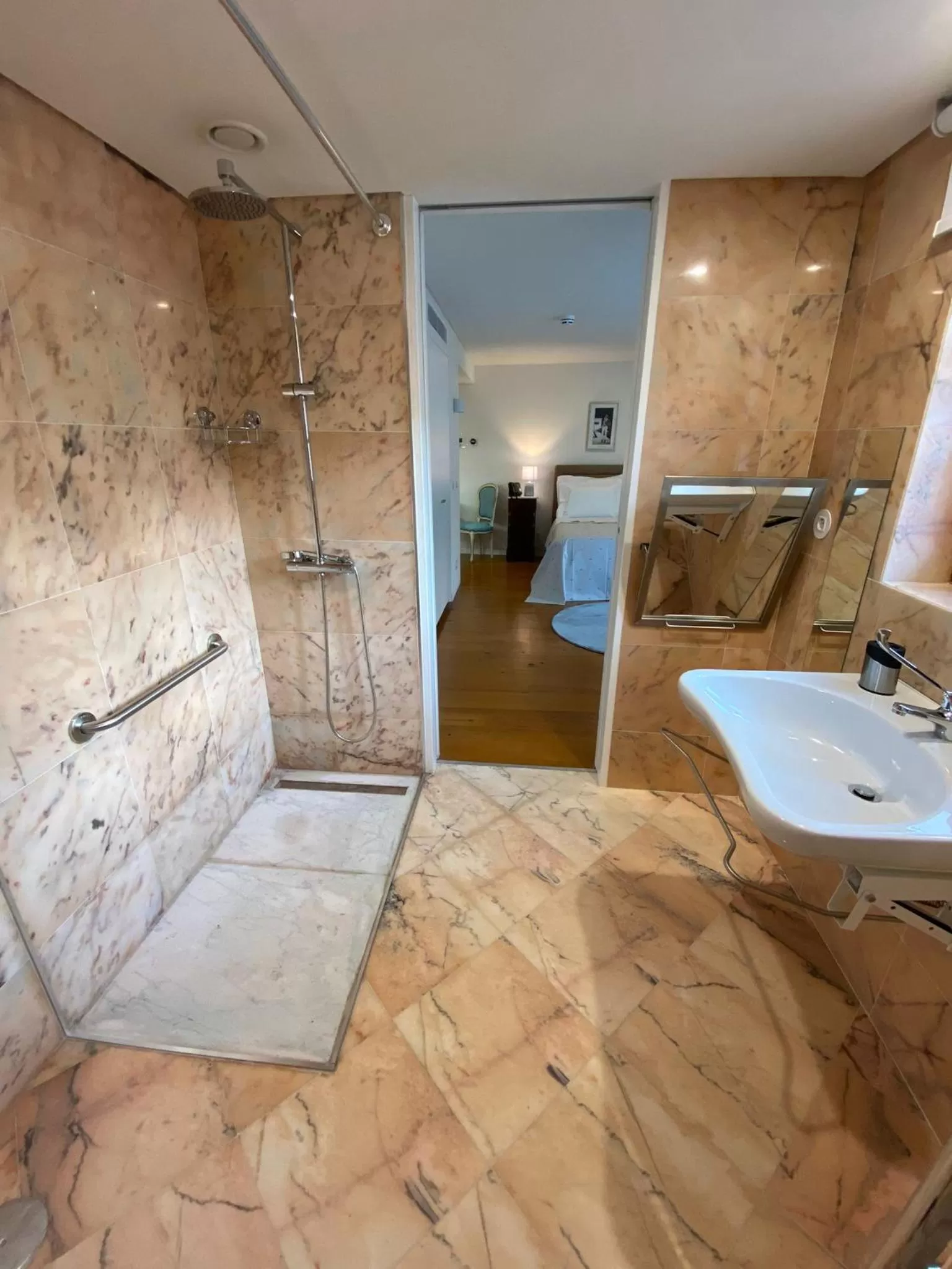 Shower, Bathroom in TM Luxury Apartments Lisbon