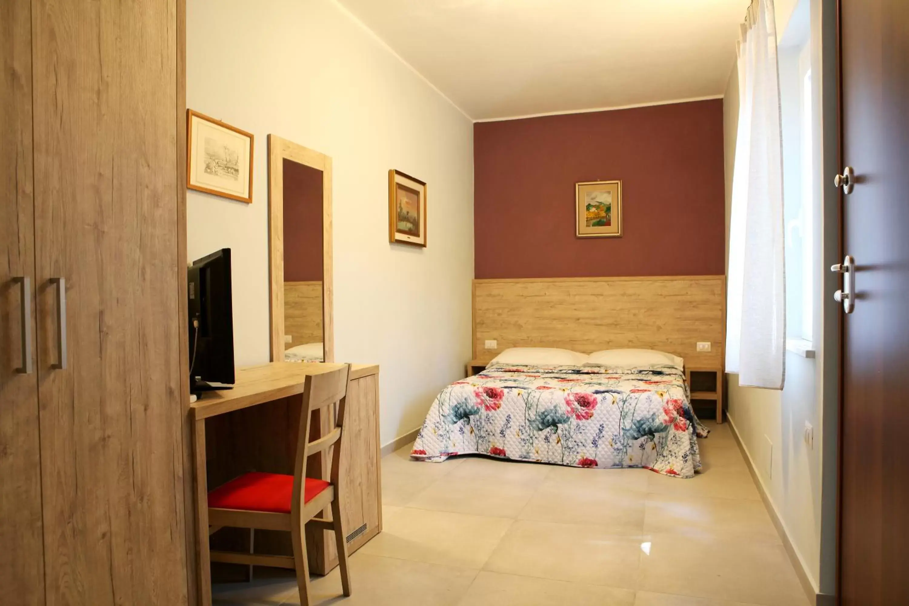 Photo of the whole room, Bed in La casa di nonno Giulio