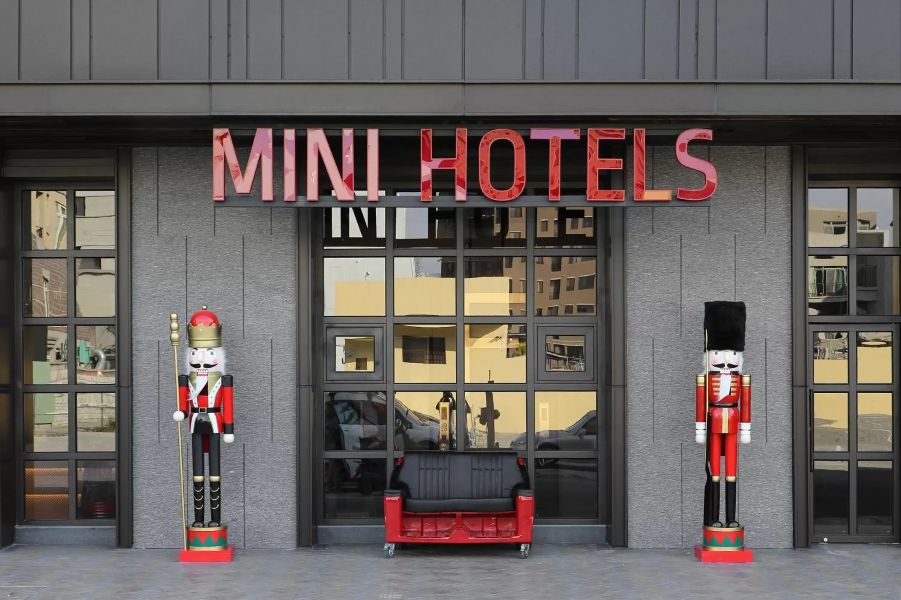 Facade/entrance in MINI HOTELS (Feng Jia Branch)