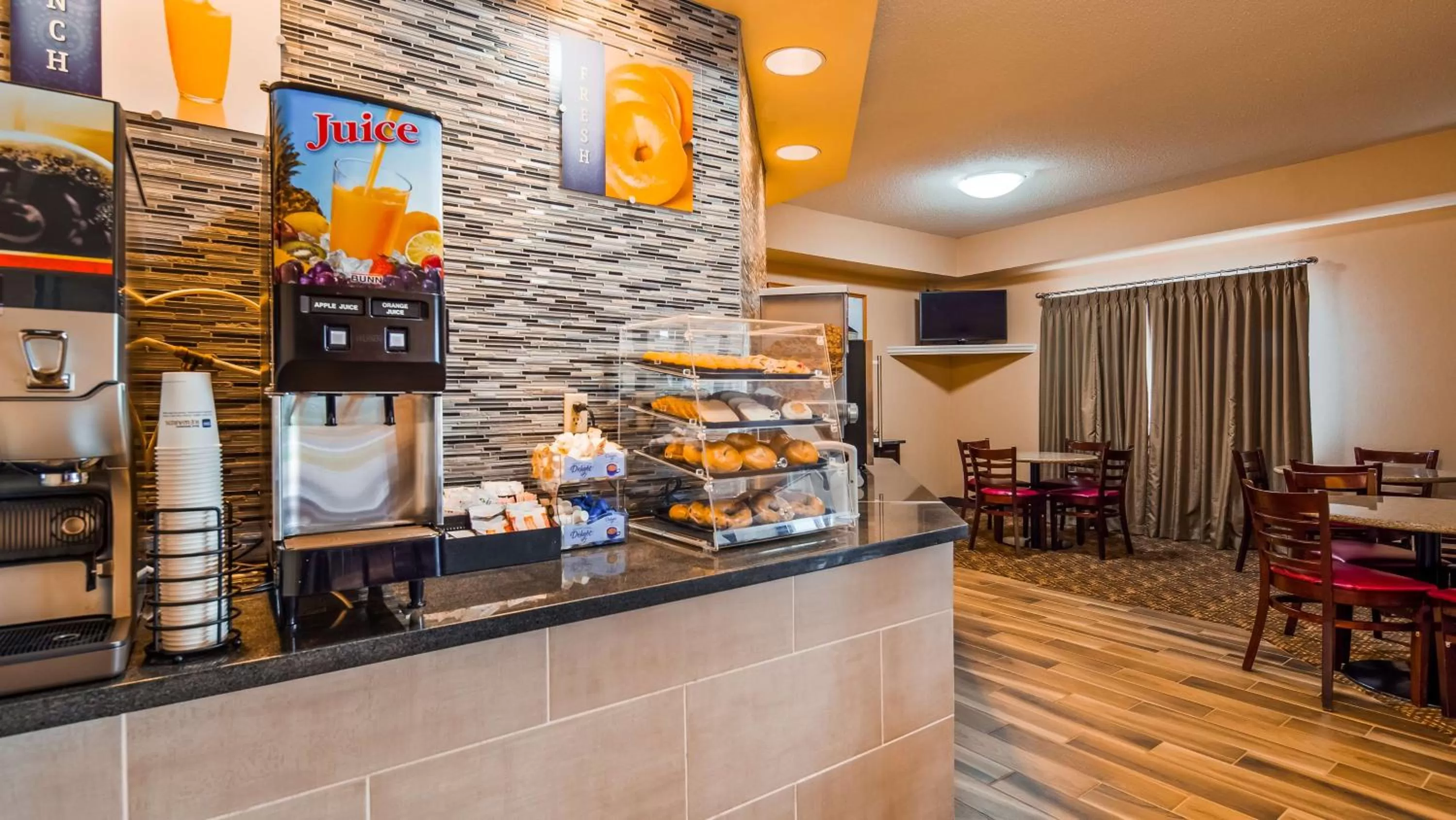 Breakfast in Best Western Danville Inn