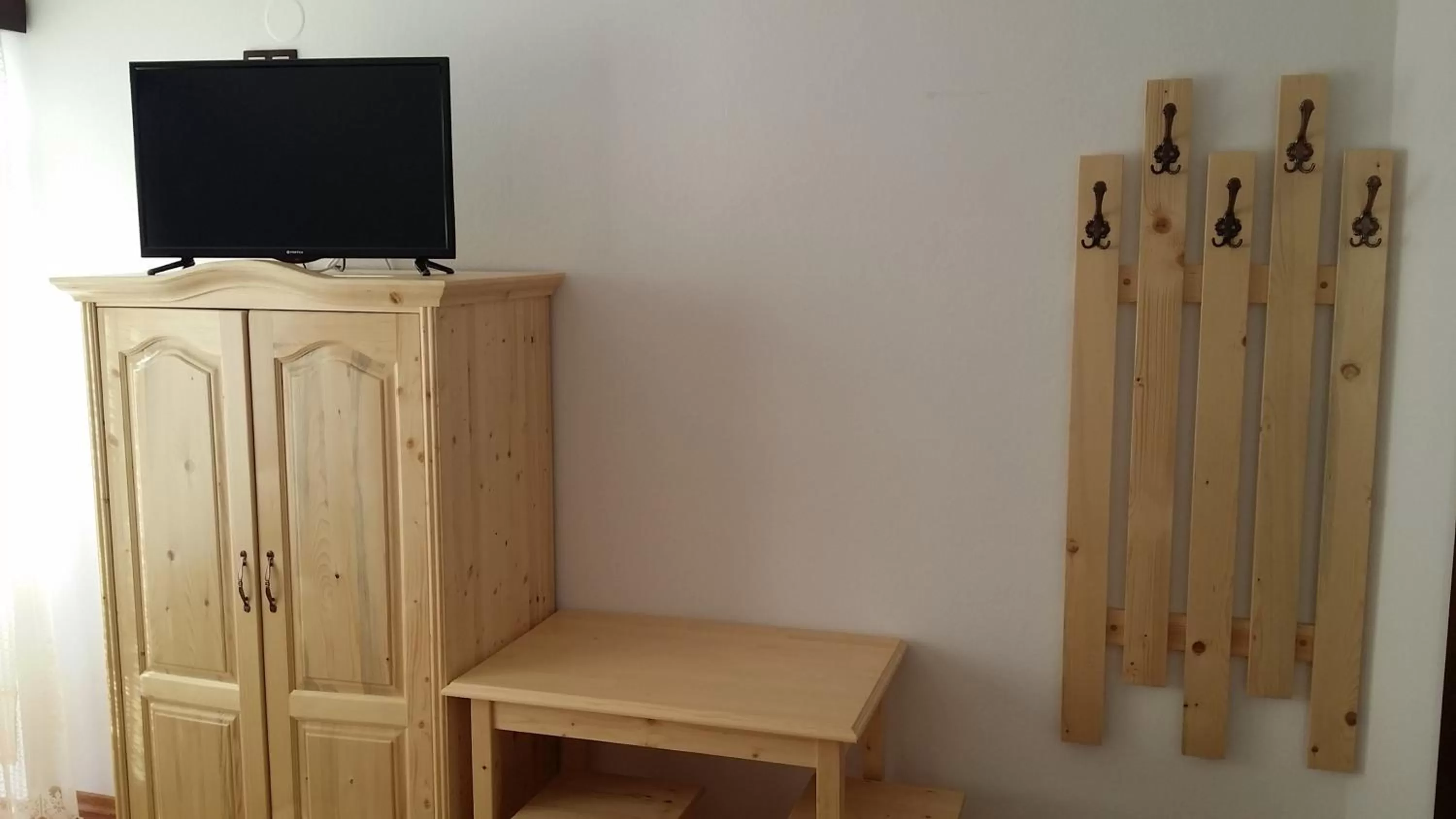 TV/Entertainment Center in Hazanéző Panzió