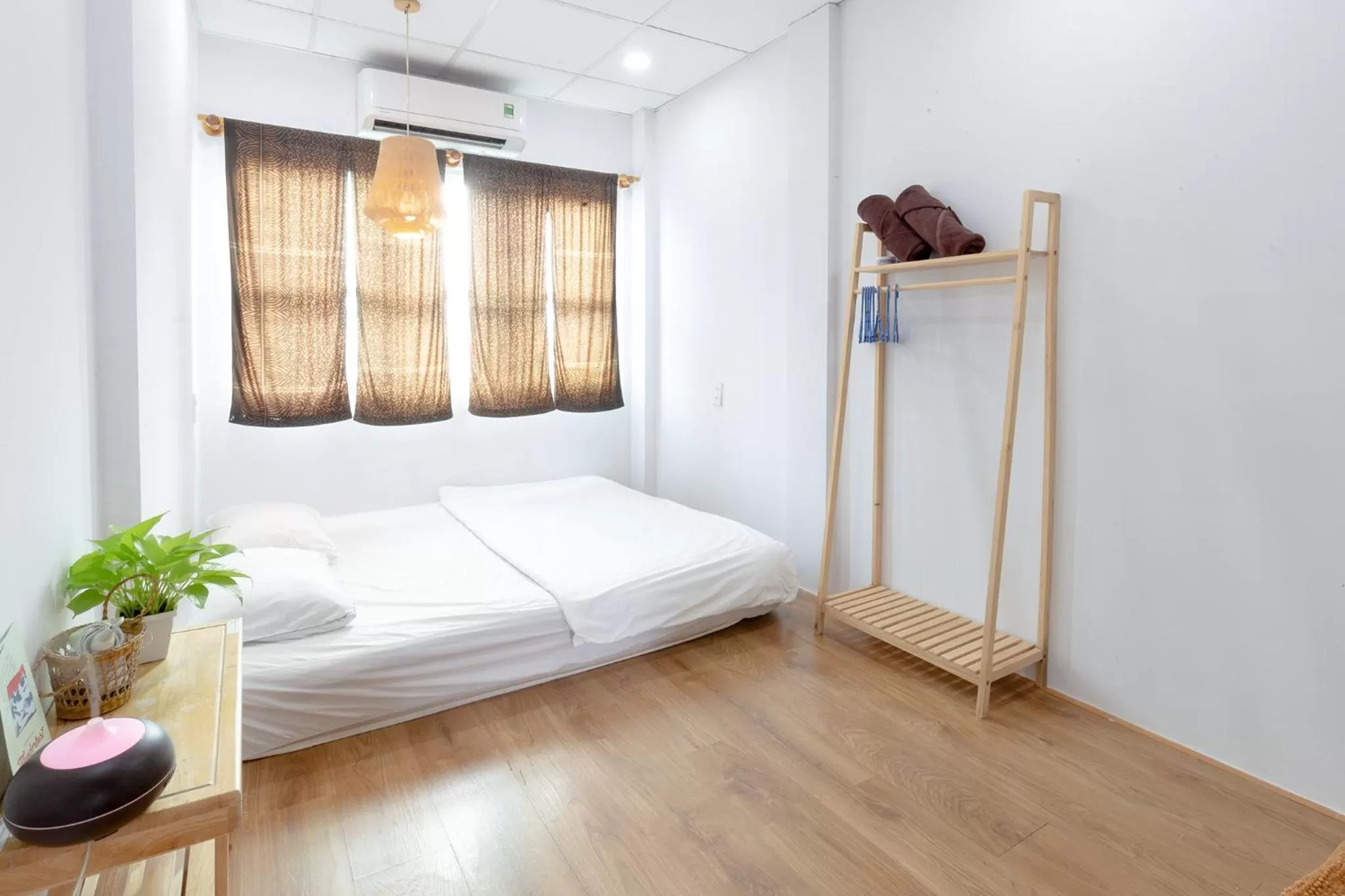 Bed in HOSTIE SAIGON [WANDERLUST Home]