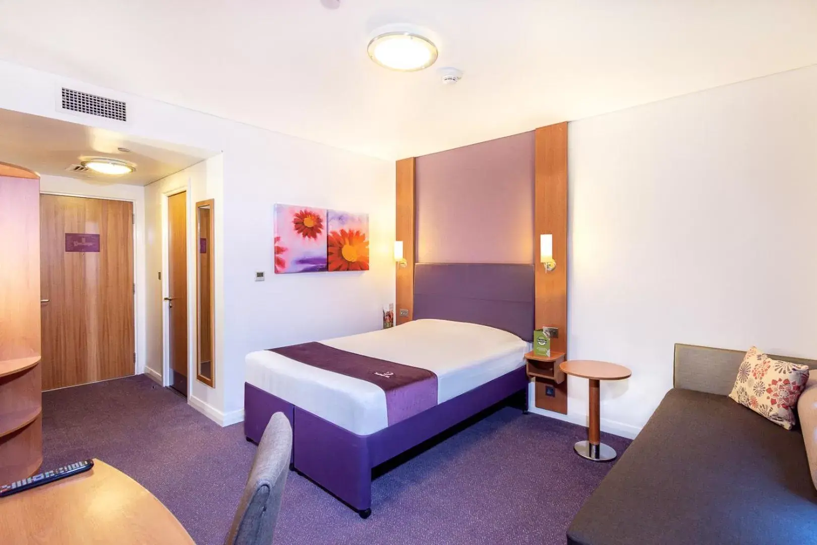 Double Room in Premier Inn Abu Dhabi International Airport