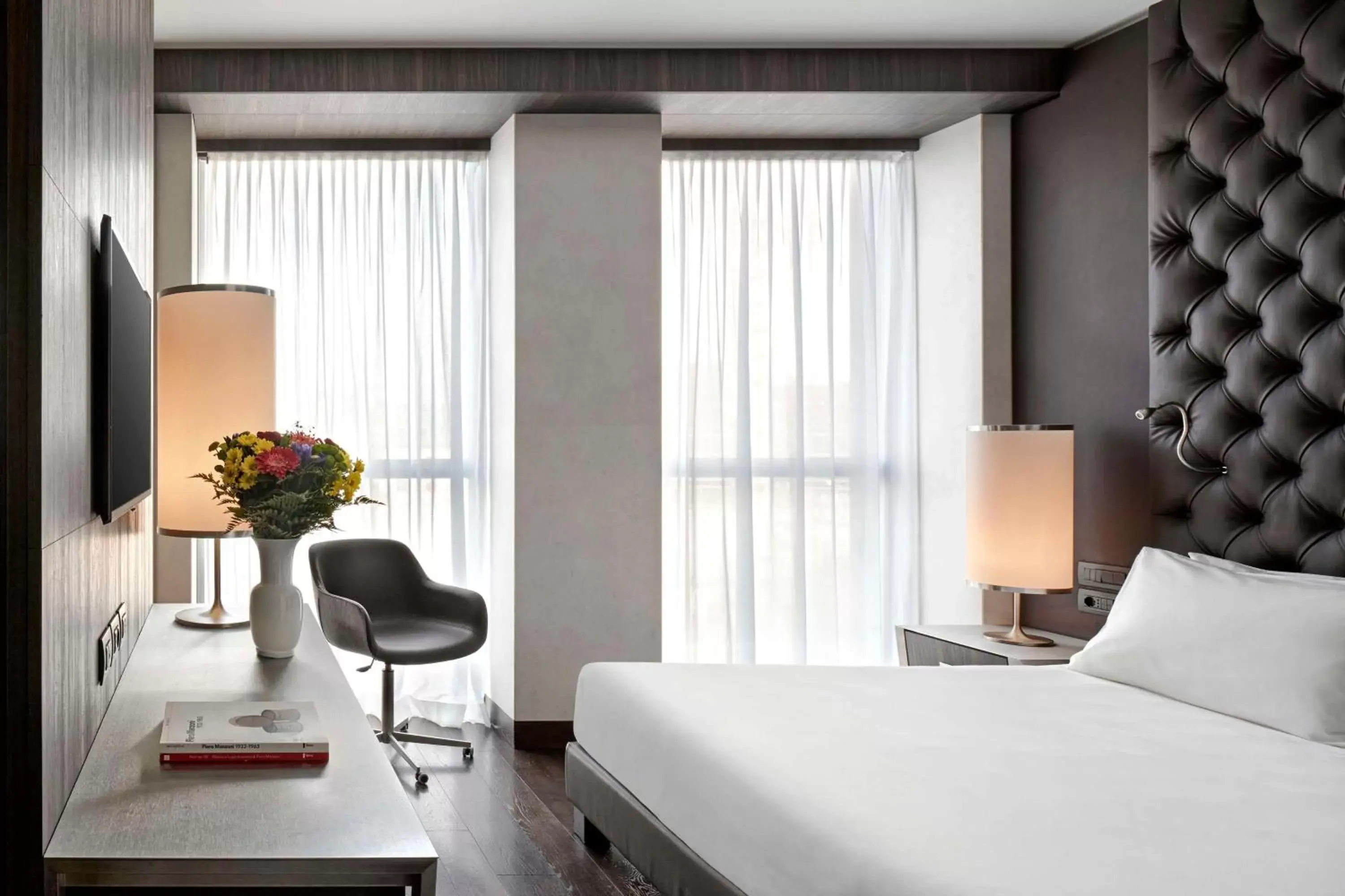 Bedroom, Bed in Hyatt Centric Milan Centrale