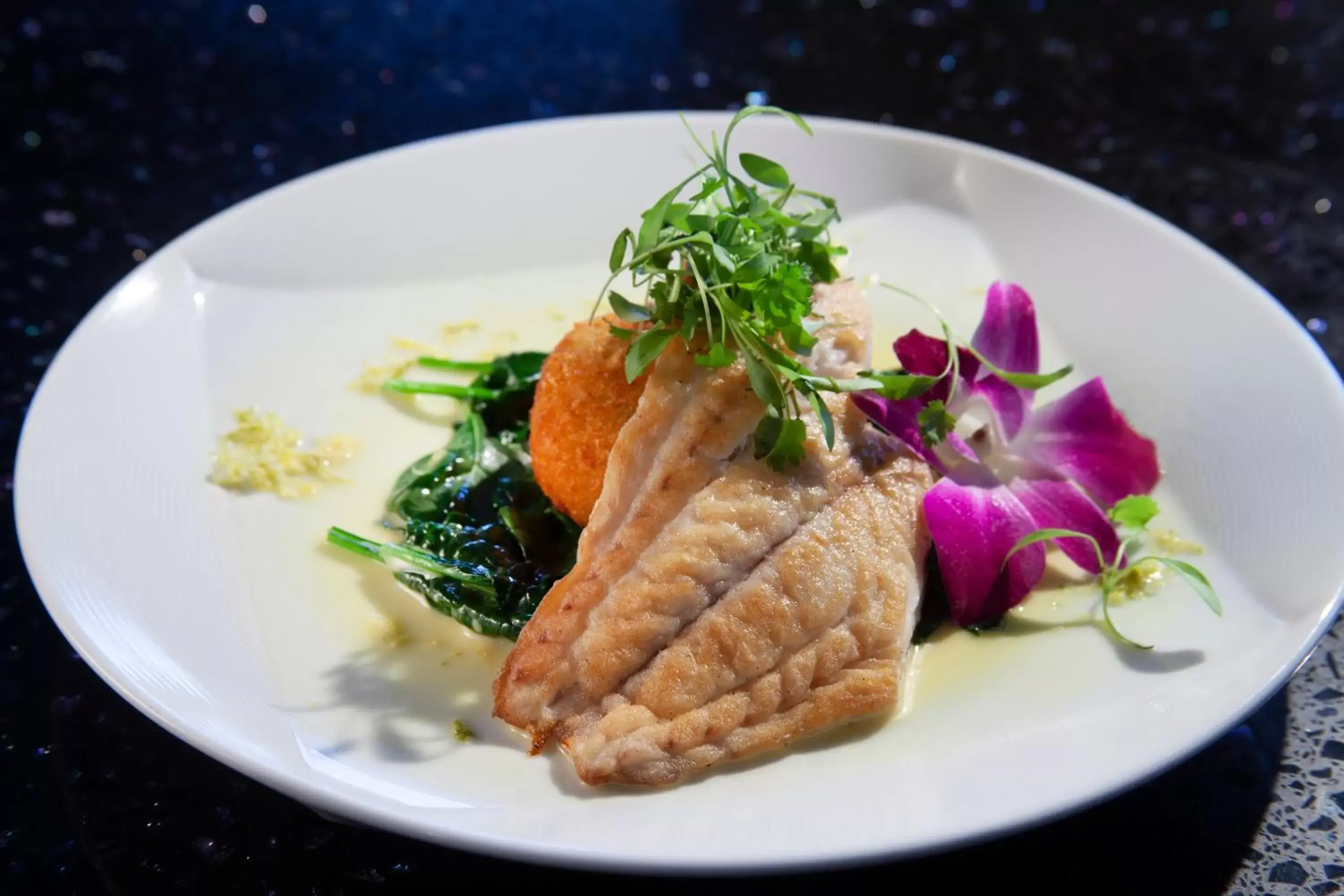 Food and drinks in Pier House Resort & Spa Food and drinks in Pier House Resort & Spa