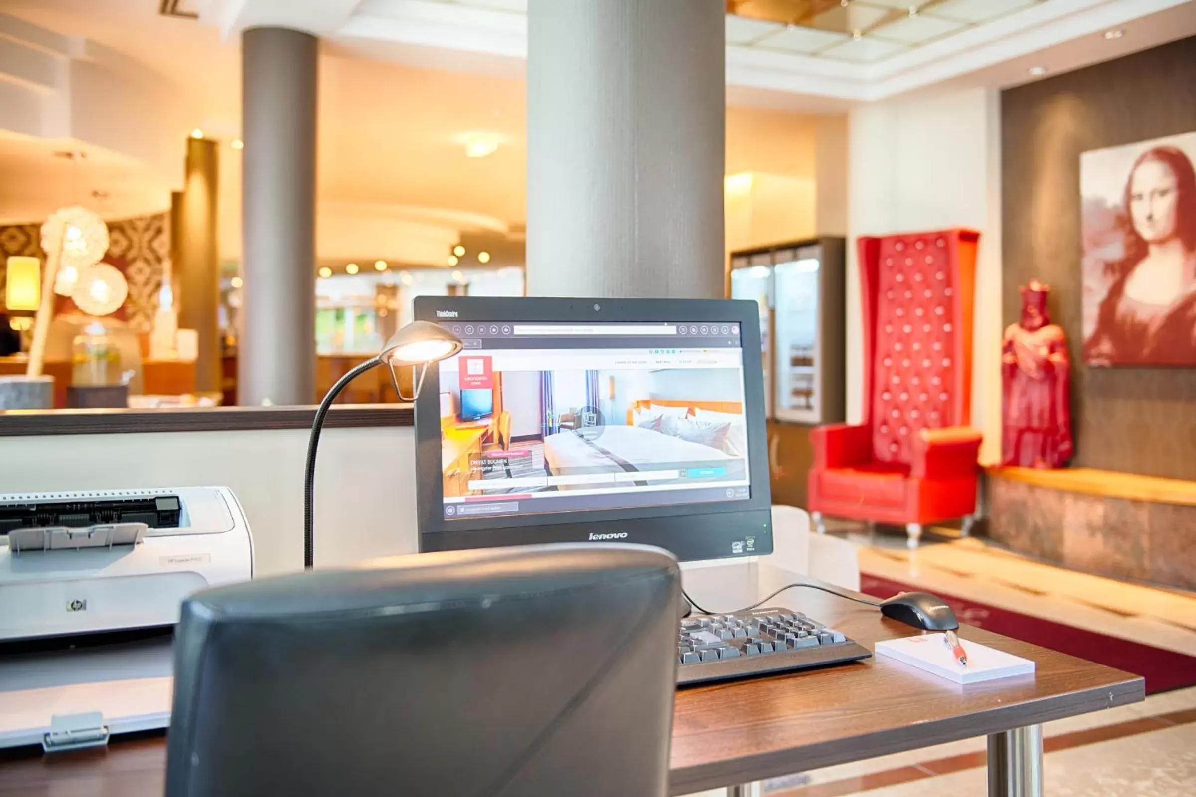 Business facilities, TV/Entertainment Center in Leonardo Hotel Aachen