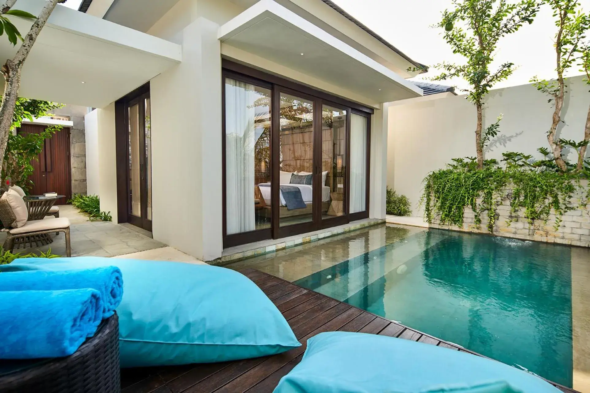 Garden, Swimming Pool in Cross Bali Breakers (formerly X2 Bali Breakers )