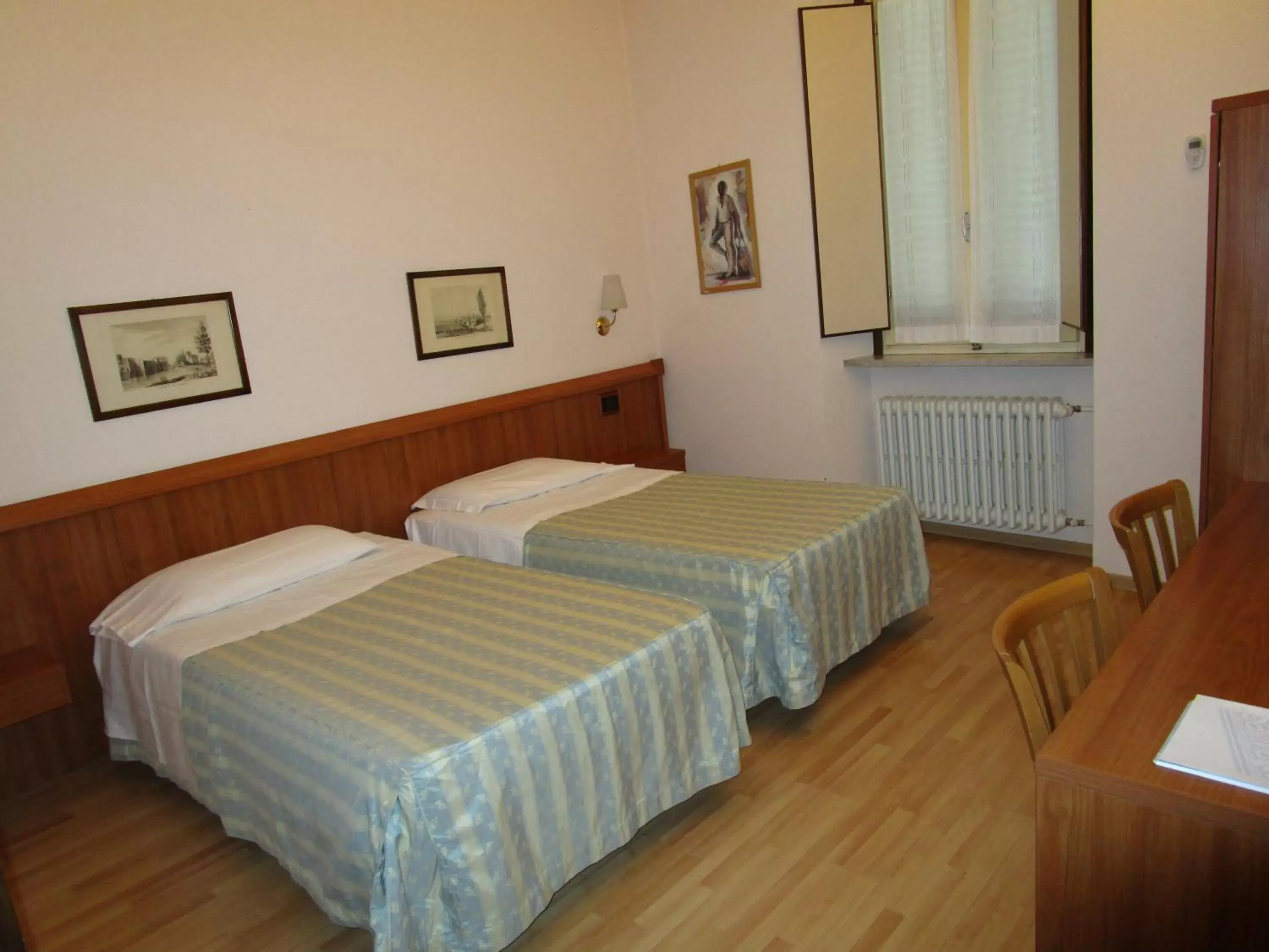 Photo of the whole room, Bed in Hotel San Marco