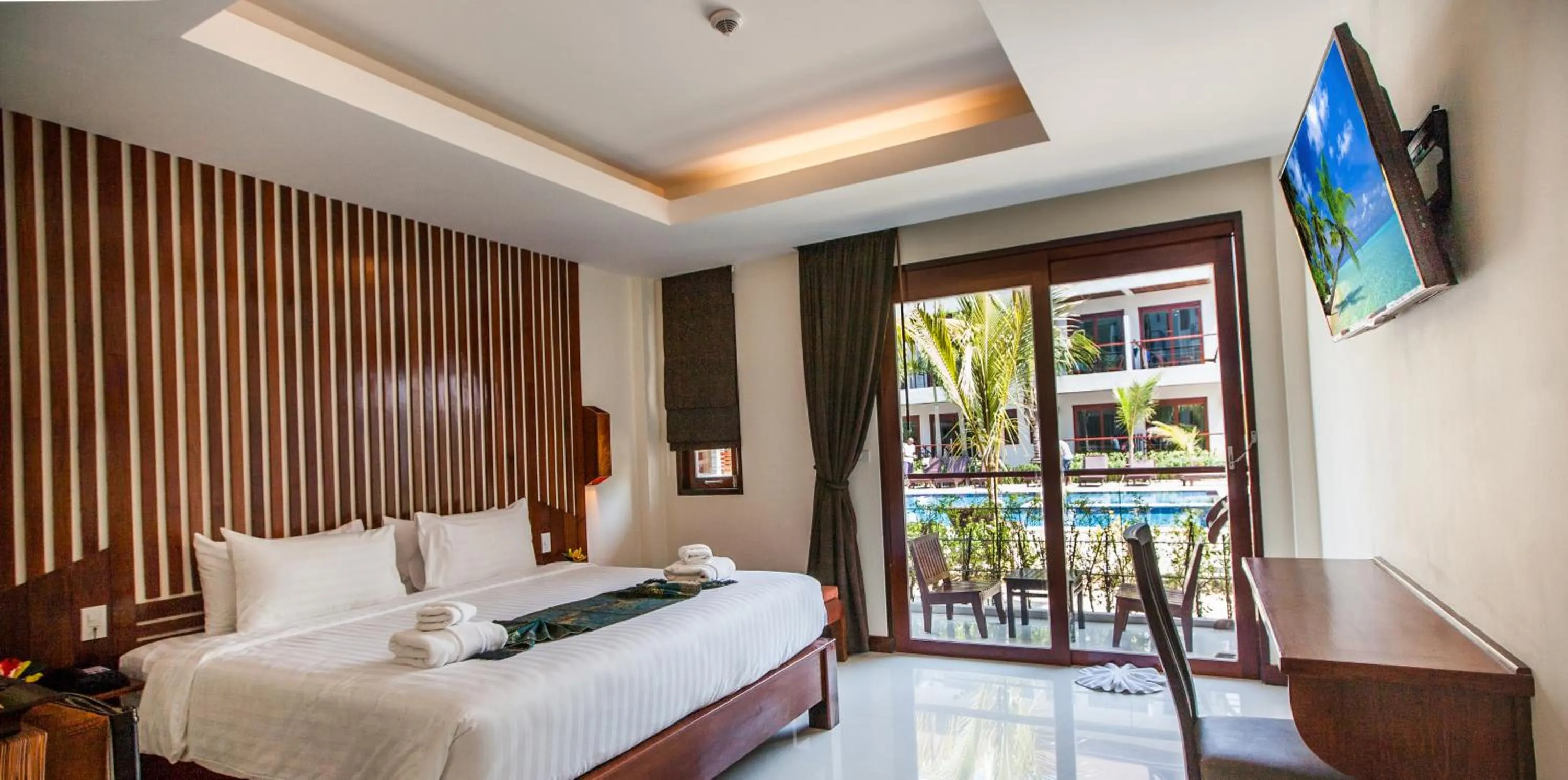 Double Room with Pool View in T-Villa Phuket