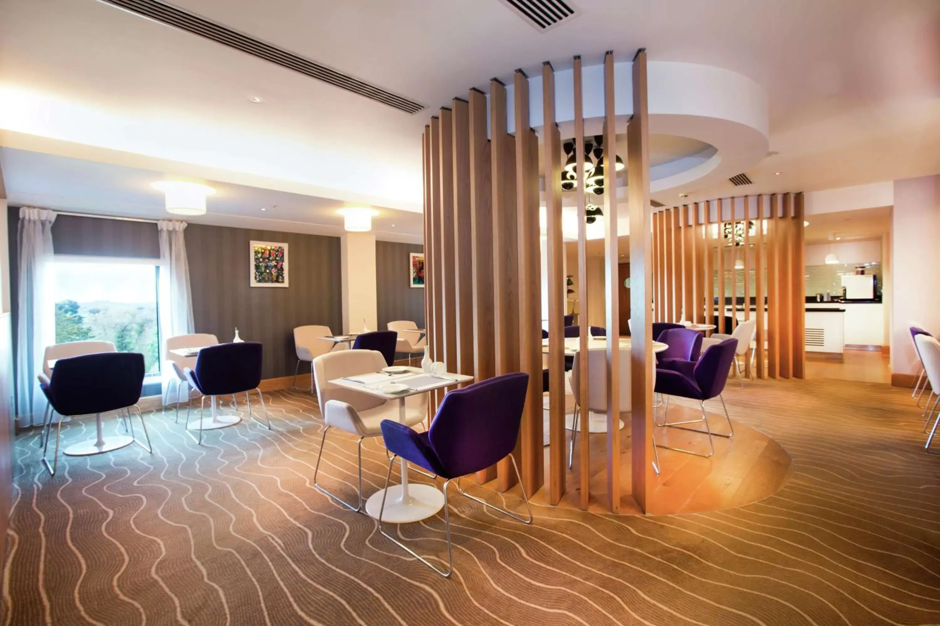 Property building, Restaurant/Places to Eat in Hilton London Heathrow Airport Terminal 5