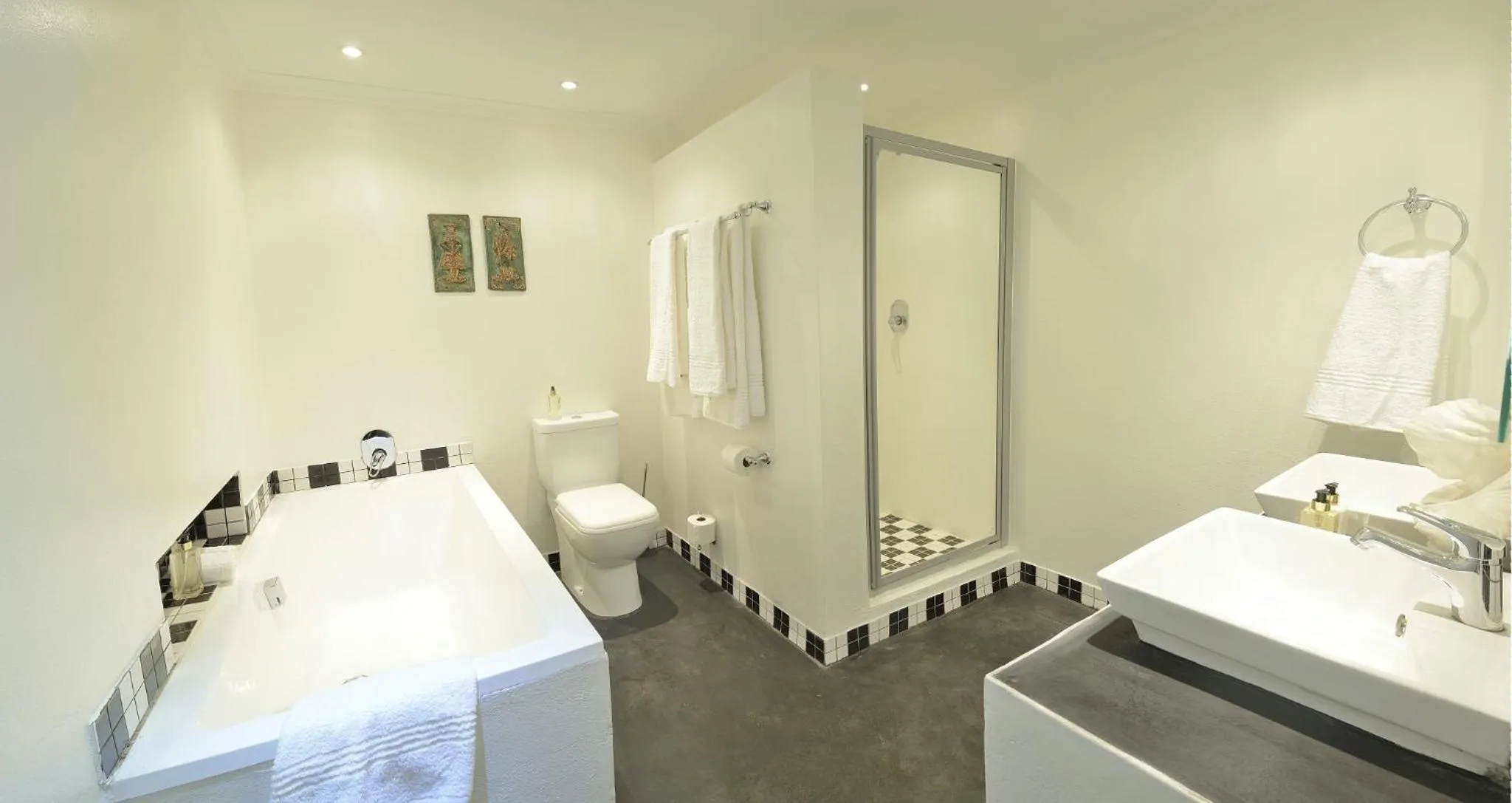 Bedroom, Bed in Duke & Duchess Boutique Hotel