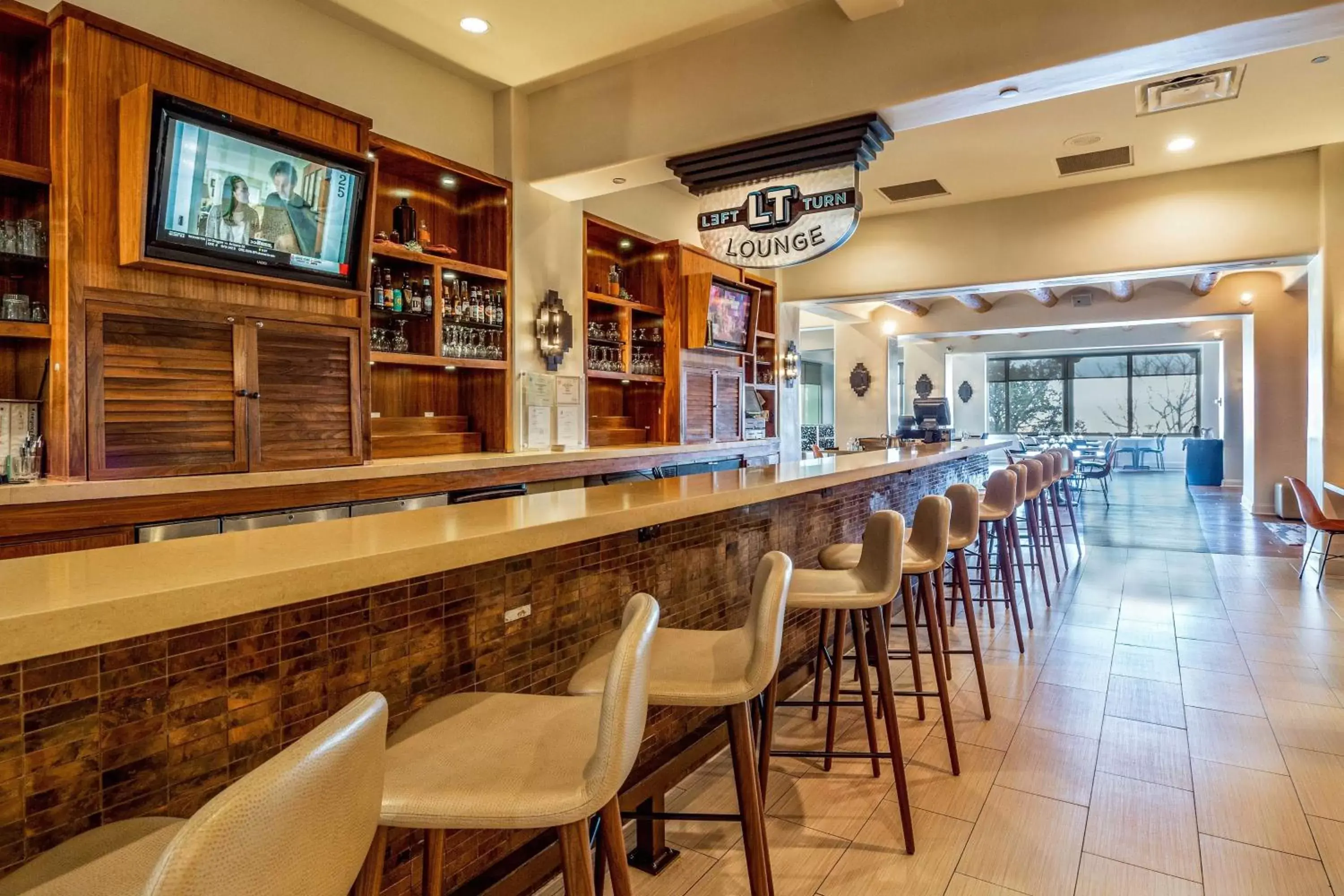 Lounge or bar, Lounge/Bar in Sheraton Albuquerque Airport Hotel