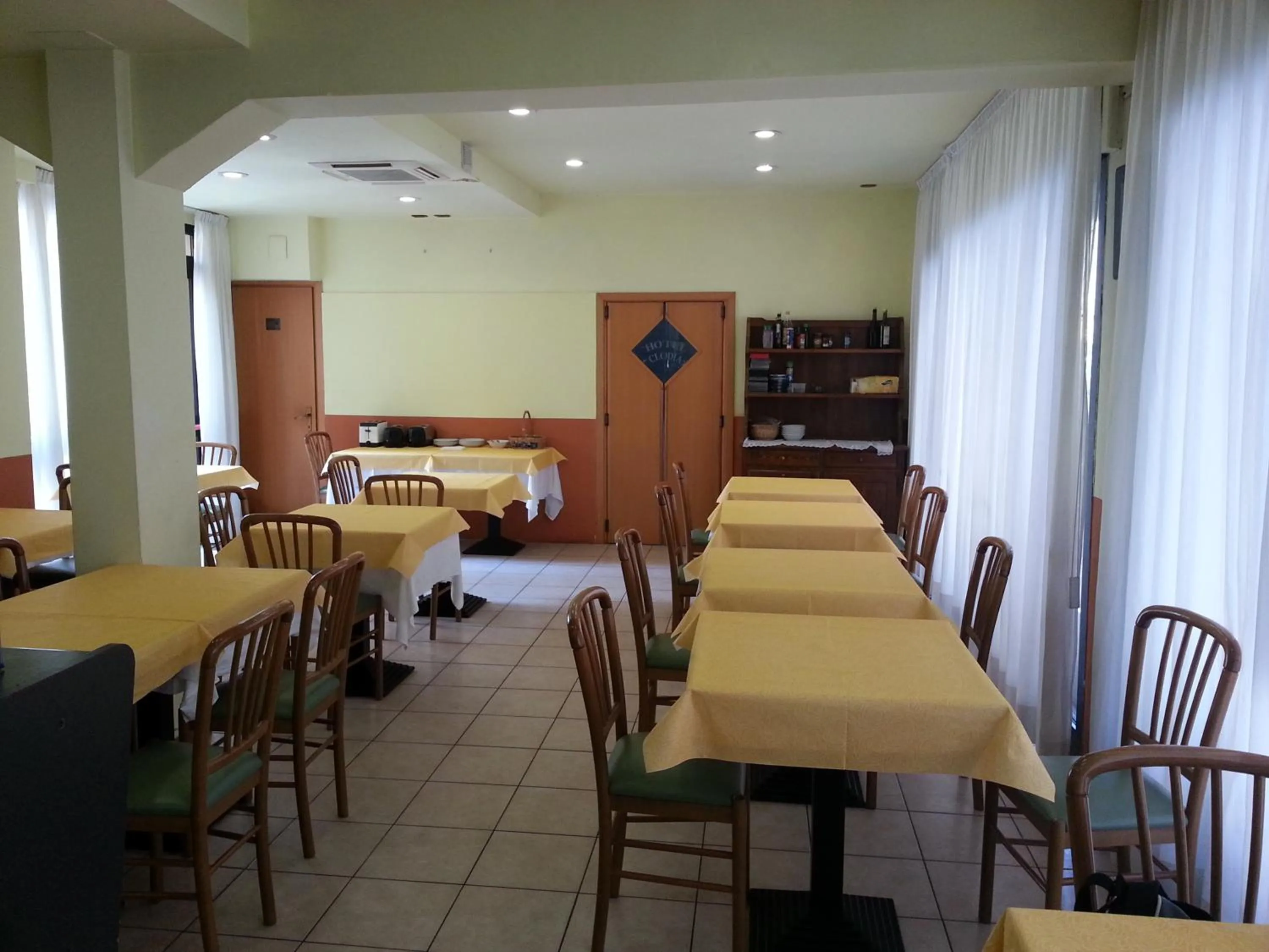 Food and drinks in Hotel Clodia