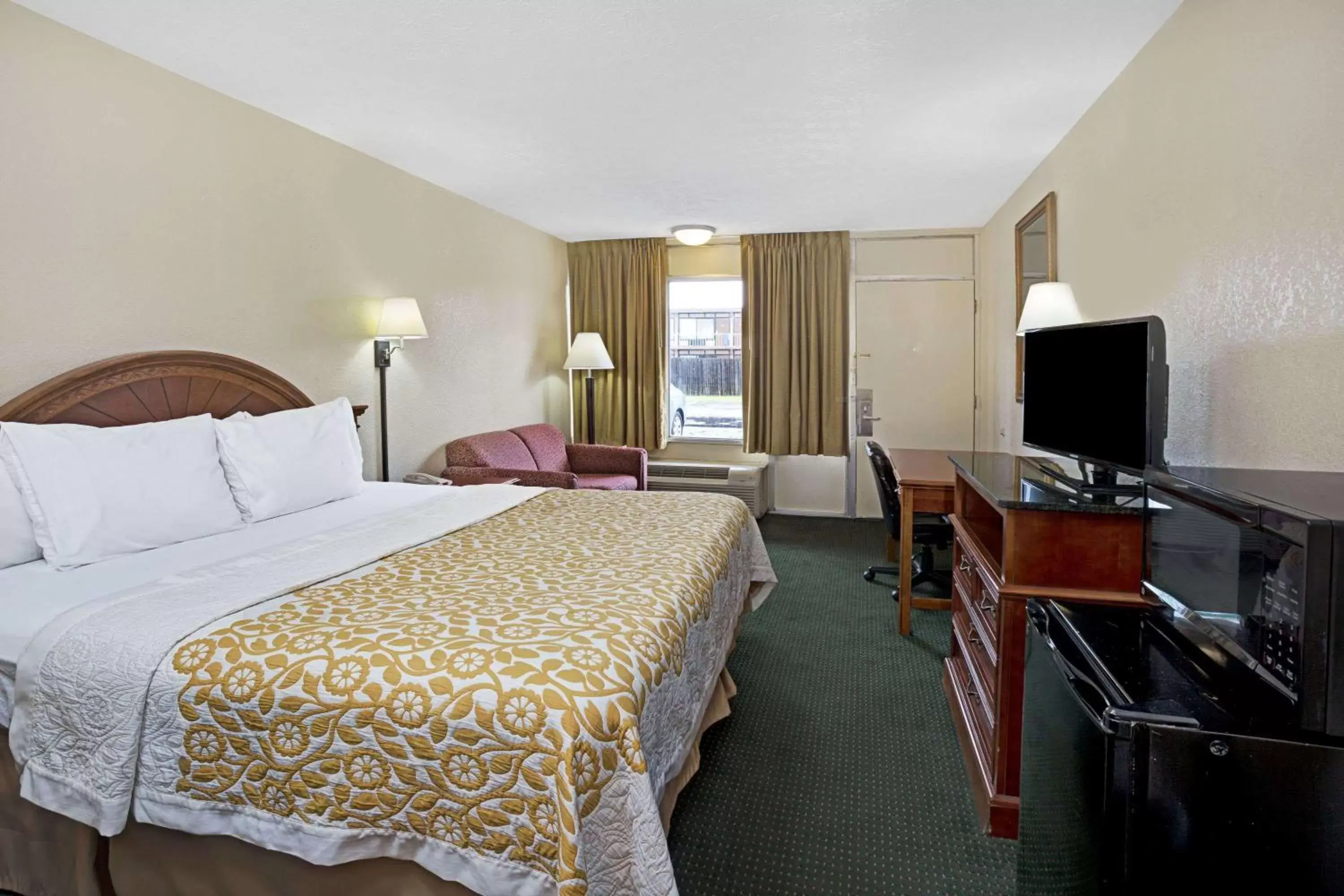 Photo of the whole room in Days Inn by Wyndham St Augustine I-95-Outlet Mall