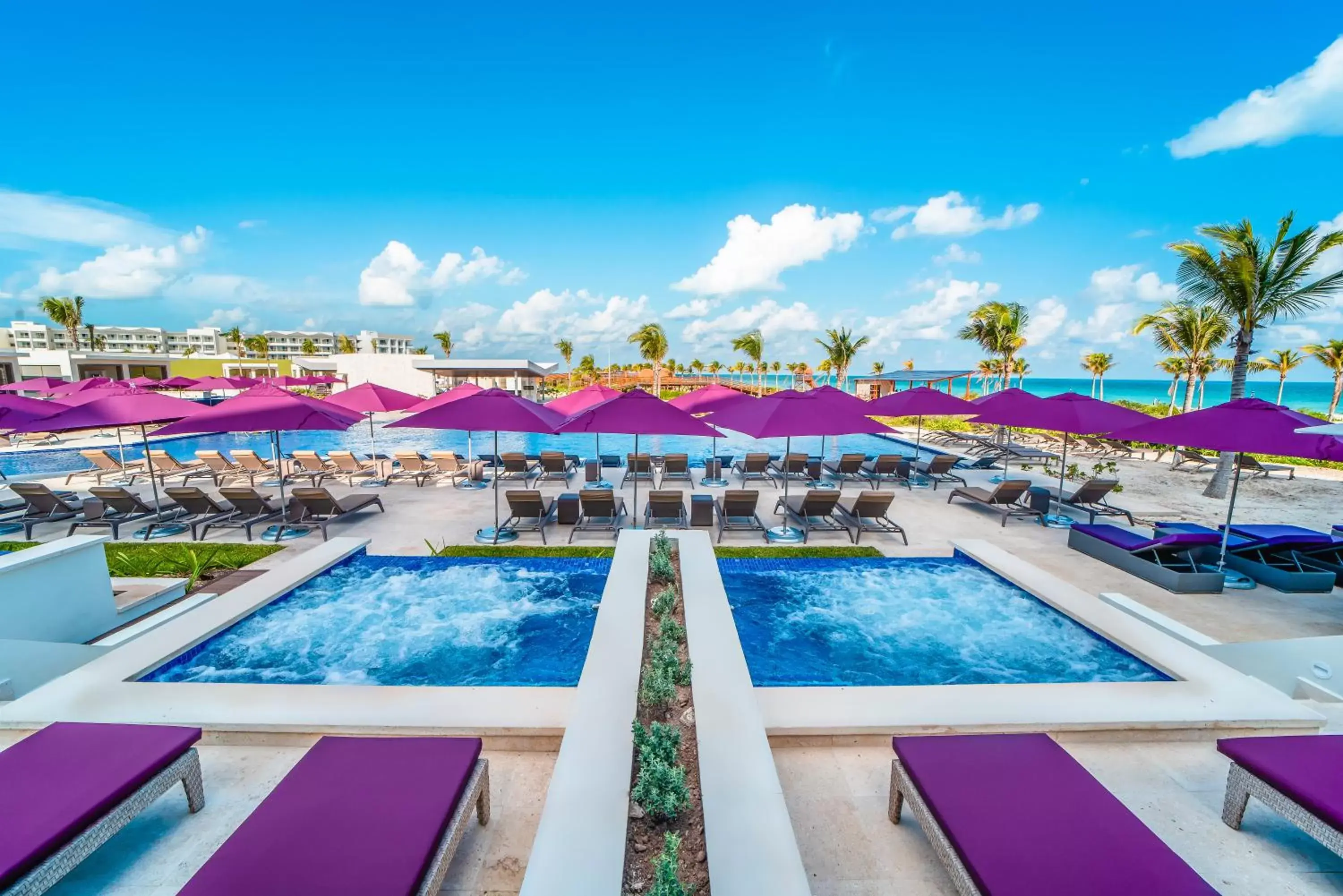 Swimming Pool in Planet Hollywood Cancun, An Autograph Collection All-Inclusive Resort