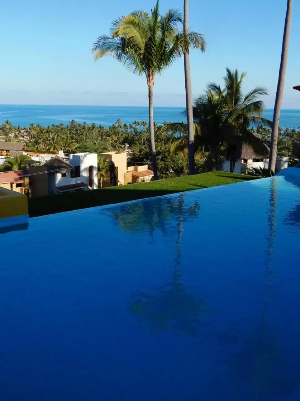 Swimming Pool in Villa Los Corales