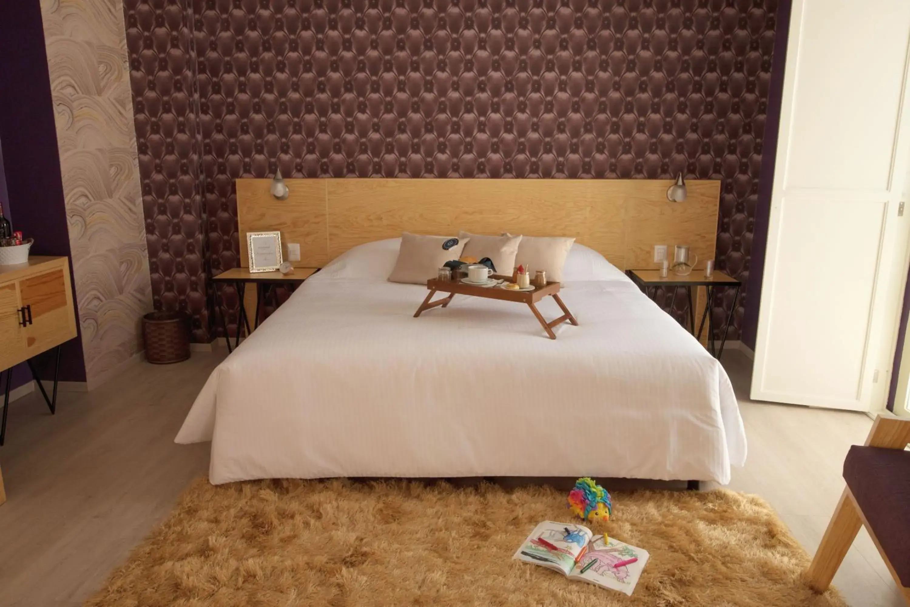 Bedroom, Bed in Santosi by Inmense