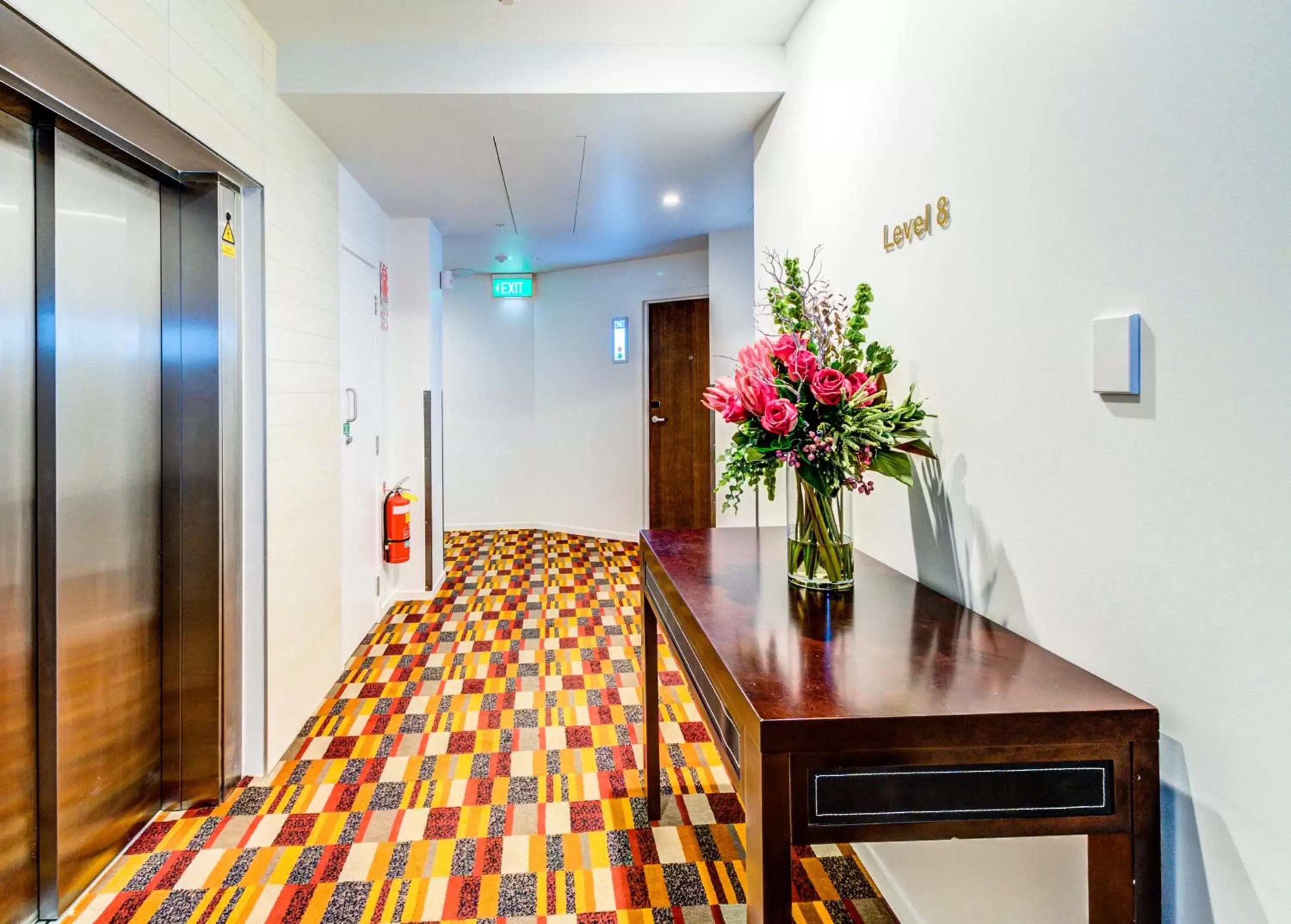 Lobby or reception in VR Queen Street Hotel & Suites