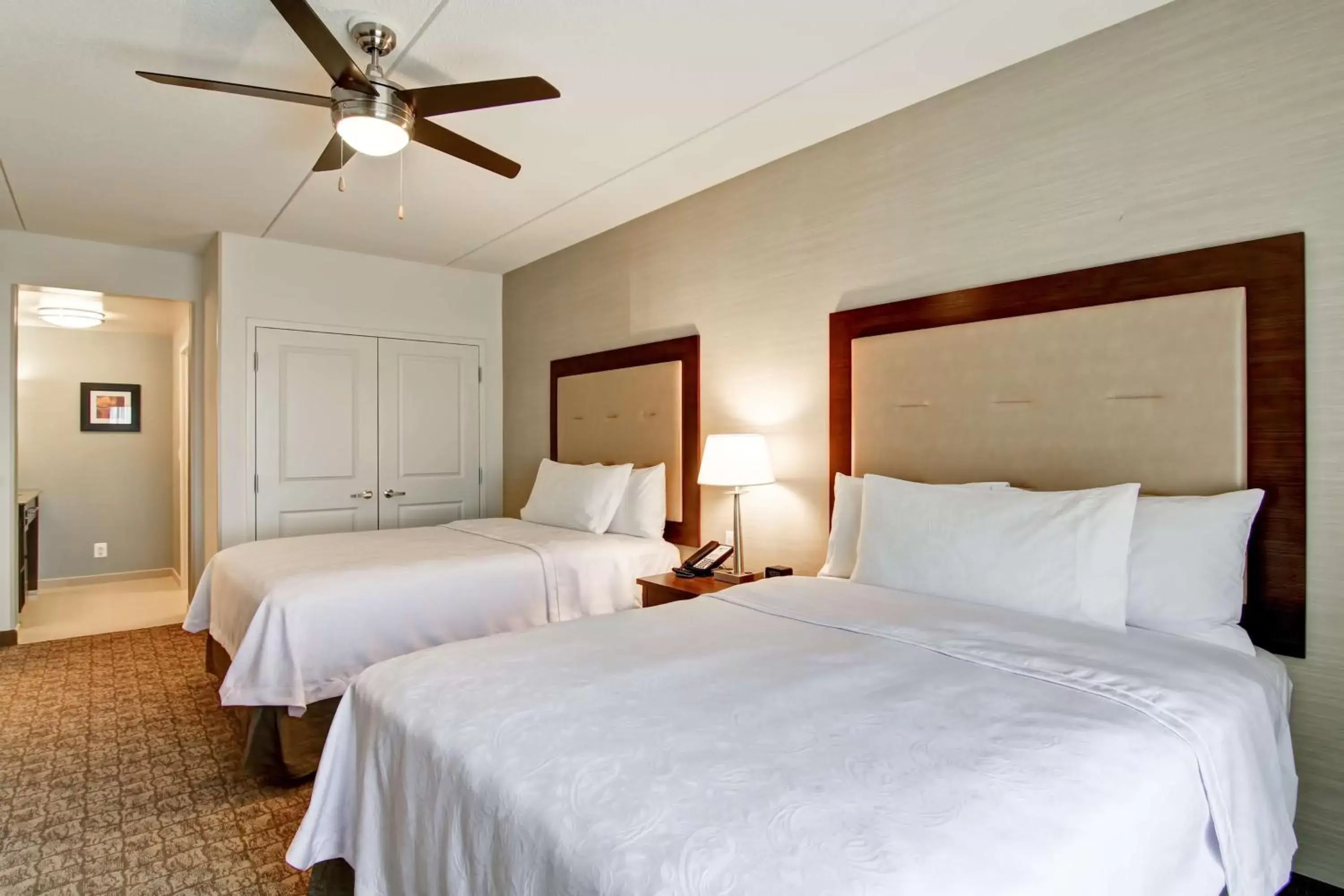 Bed in Homewood Suites by Hilton Woodbridge