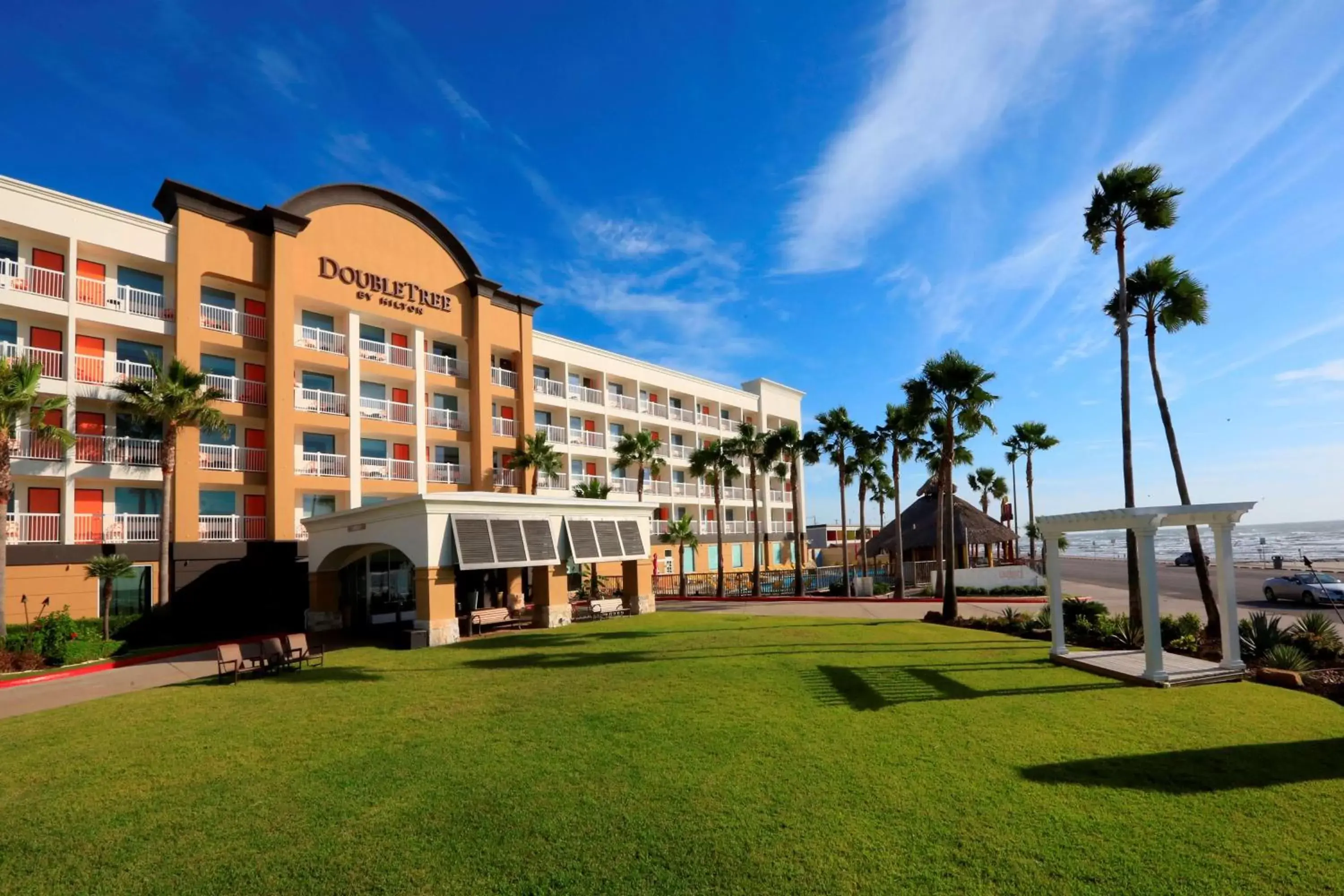 Property Building in DoubleTree by Hilton Galveston Beach