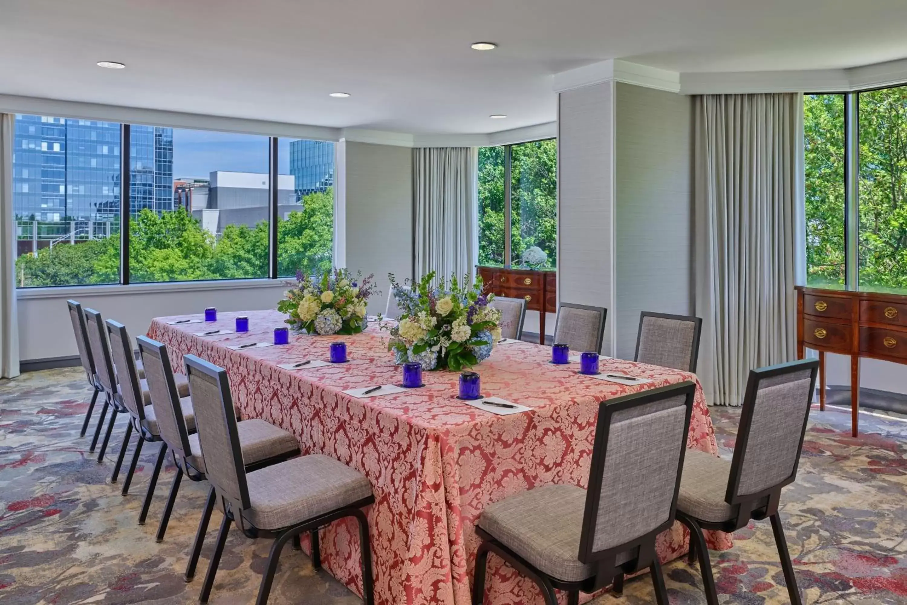 Meeting/conference room in The Whitley, a Luxury Collection Hotel, Atlanta Buckhead