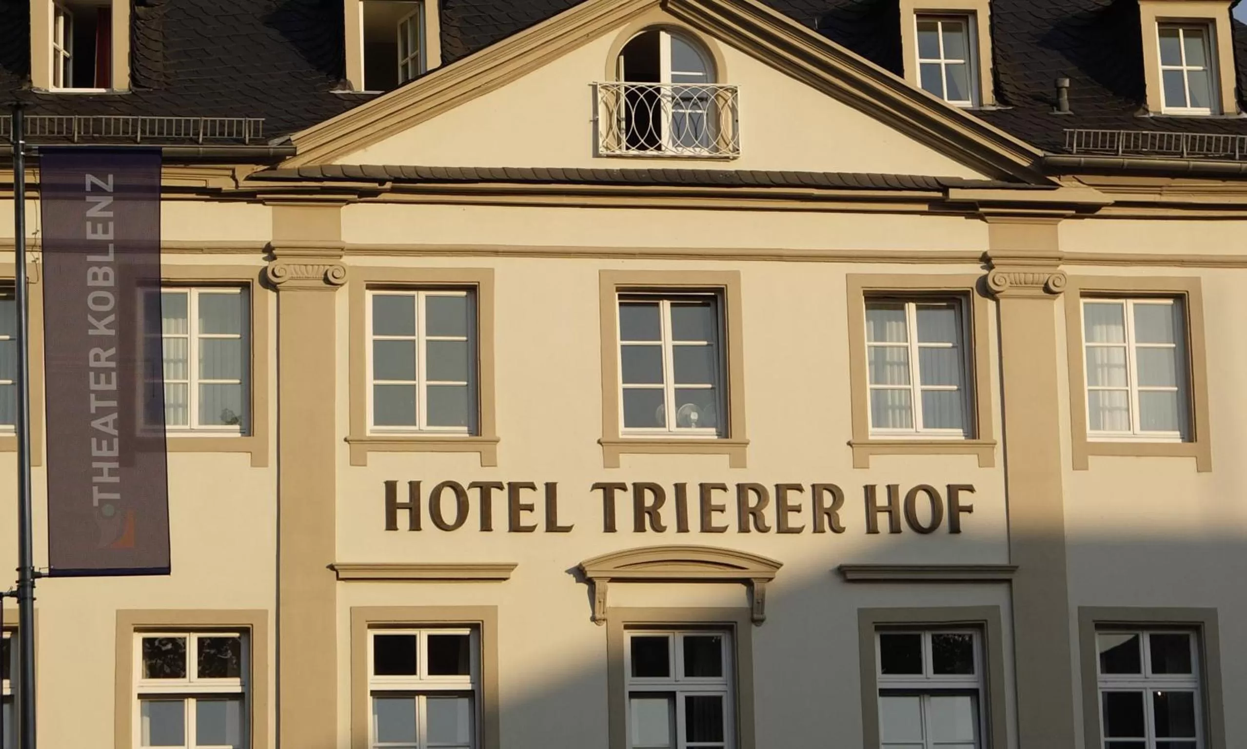 Property building in Hotel Trierer Hof