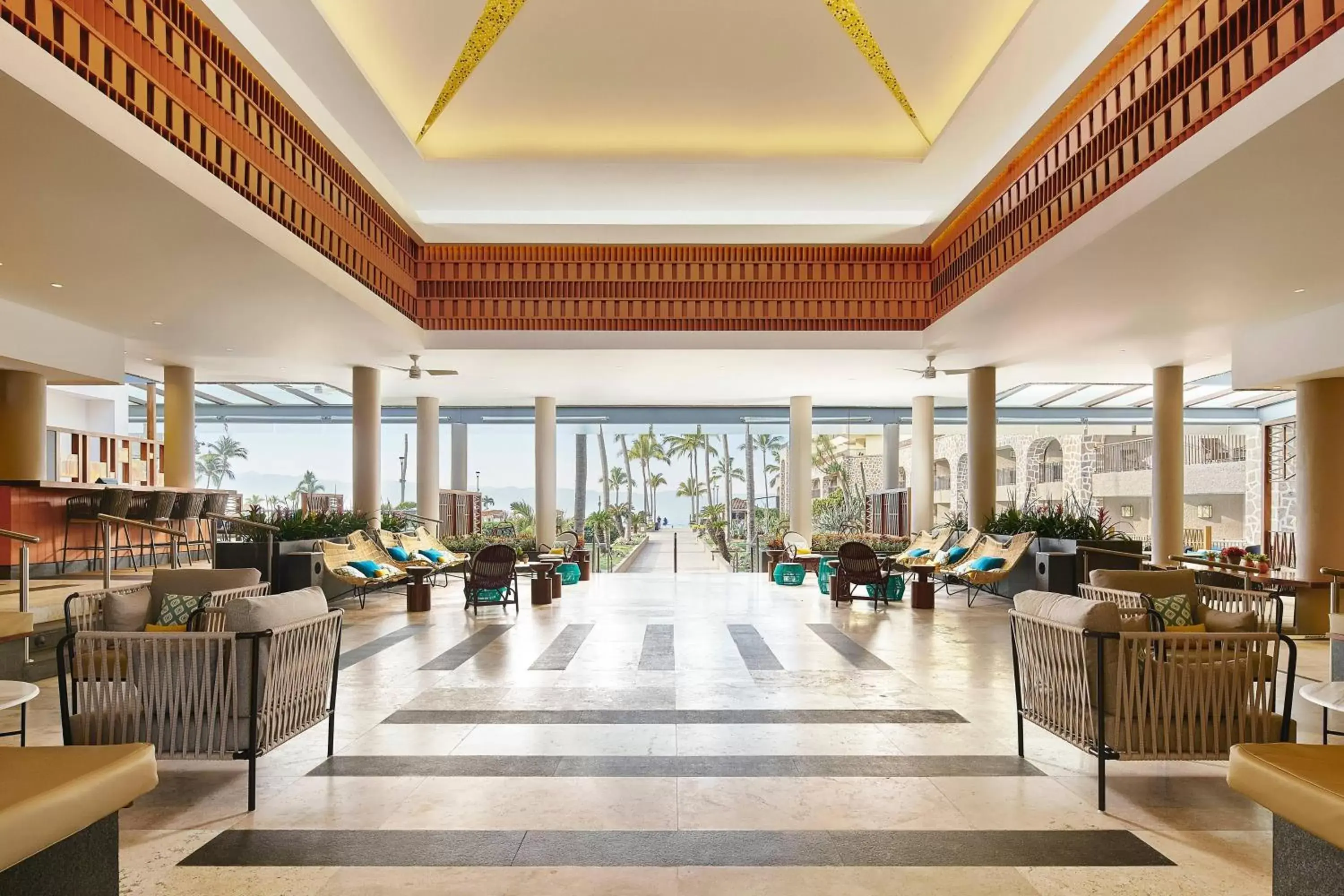 Lobby or reception, Restaurant/Places to Eat in Marriott Puerto Vallarta Resort & Spa
