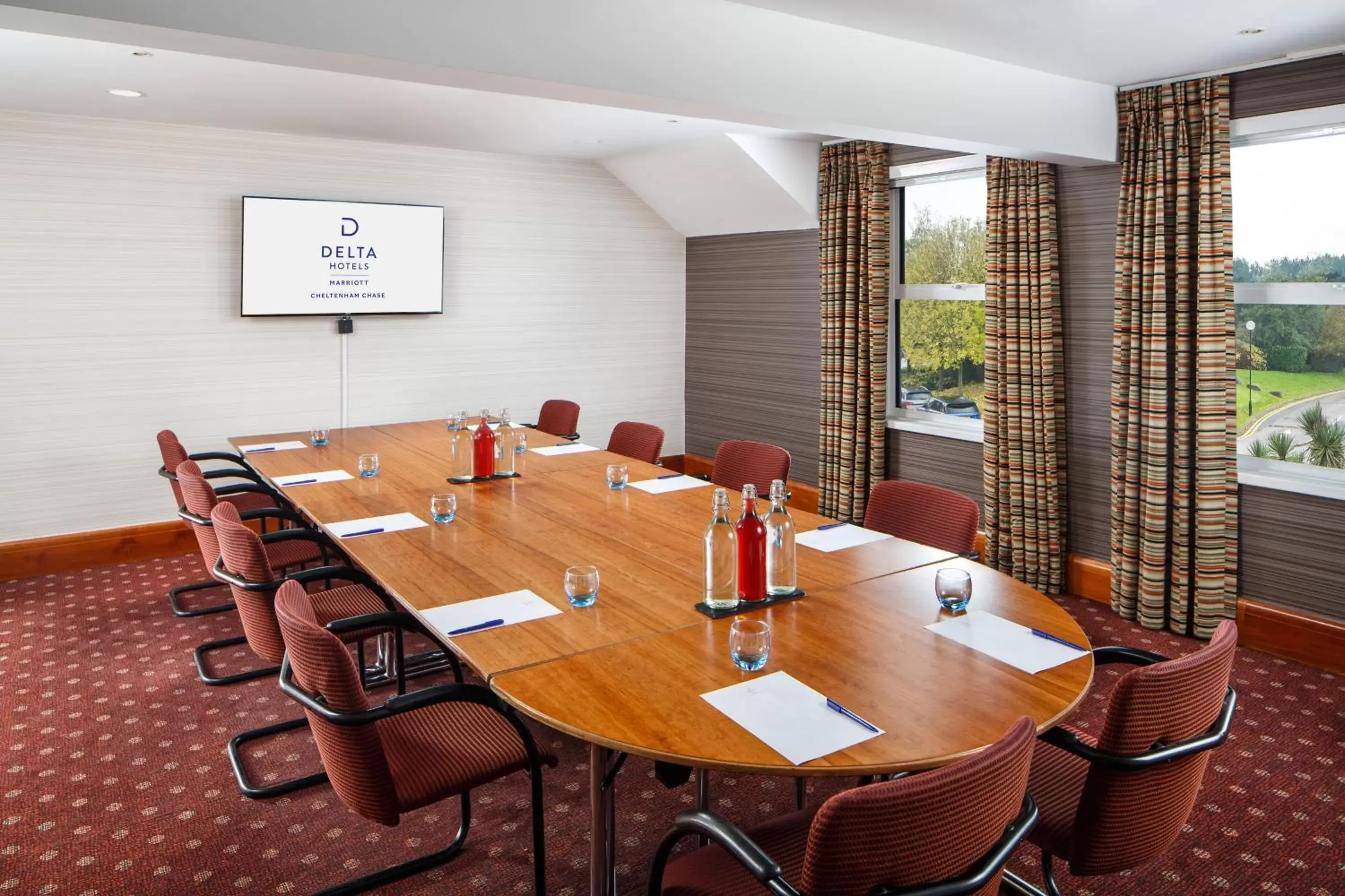 Meeting/conference room in Delta Hotels by Marriott Cheltenham Chase